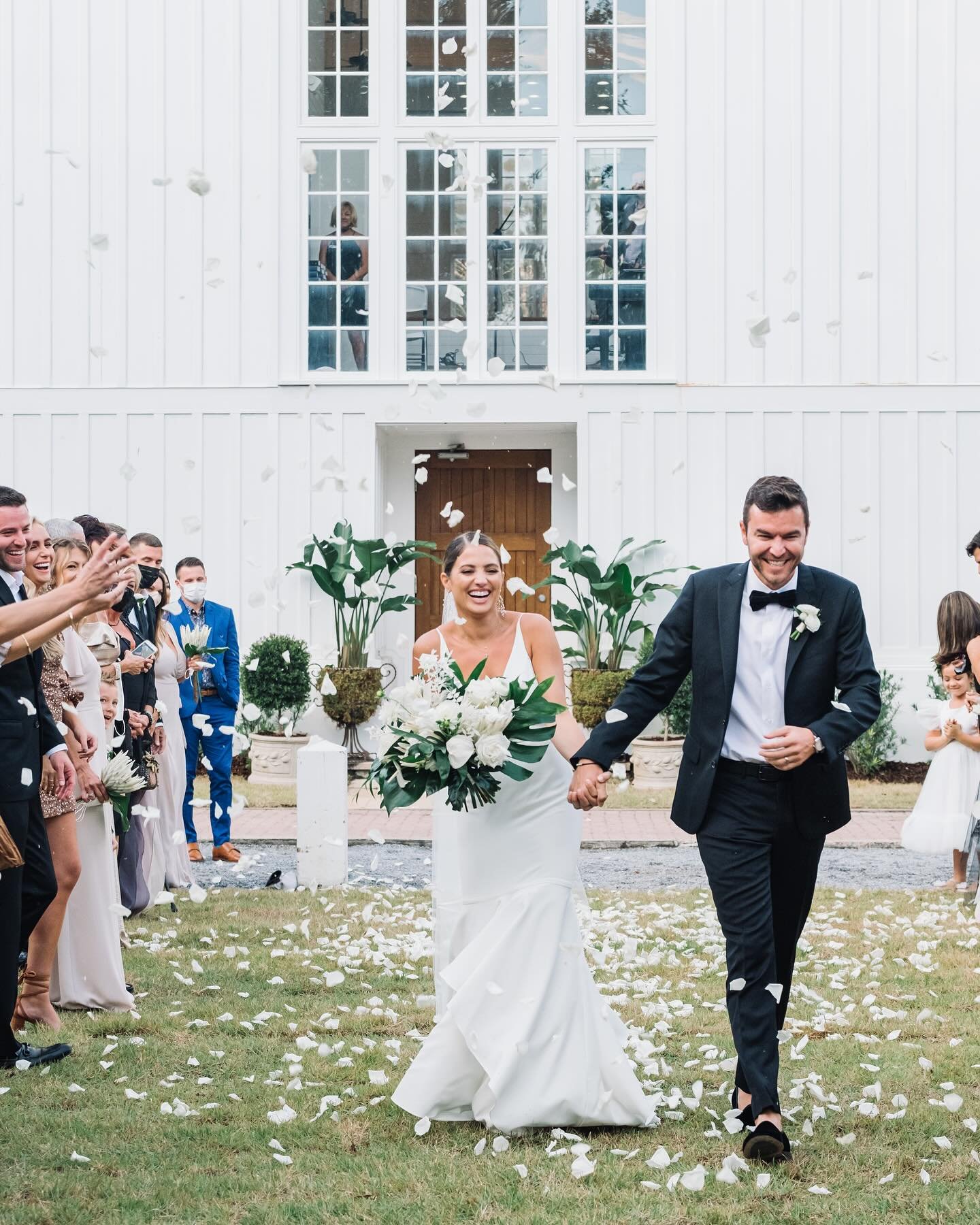 Happy 4th wedding anniversary to this beautiful couple!

It&rsquo;s been a joy to look back on our shared moments and to witness the incredible journey you&rsquo;ve taken and the wonderful life you&rsquo;ve built together. 🩷

#weddingplanner #weddin