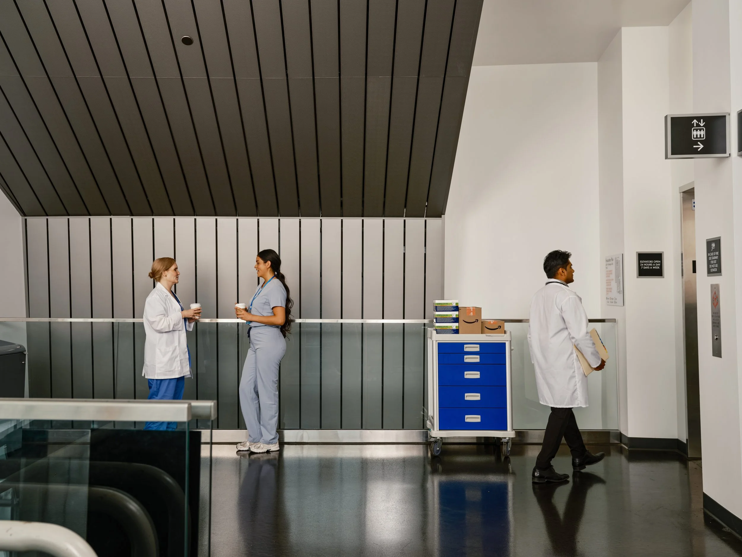 HEALTHCARE_HALLWAY-ELEVATOR_0123.jpeg