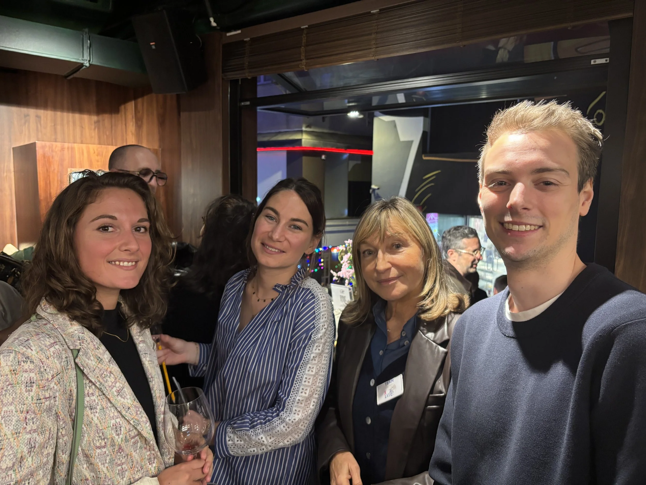 Une soirée gaie et conviviale chez Bambino lors du rendez-vous mensuel de l'UFE Hong Kong et Macao