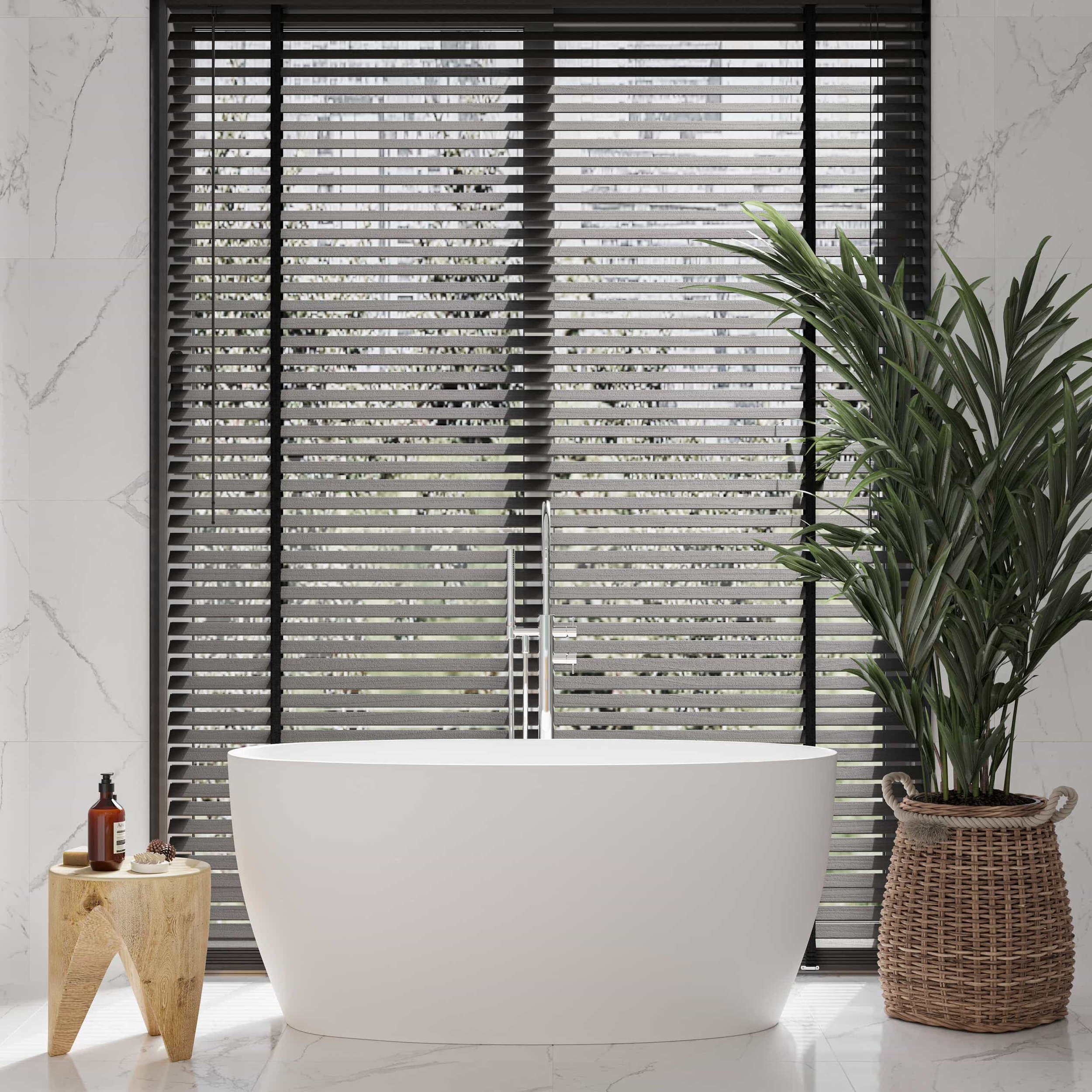 Newtech - Bathtub Galleno 1500.jpg