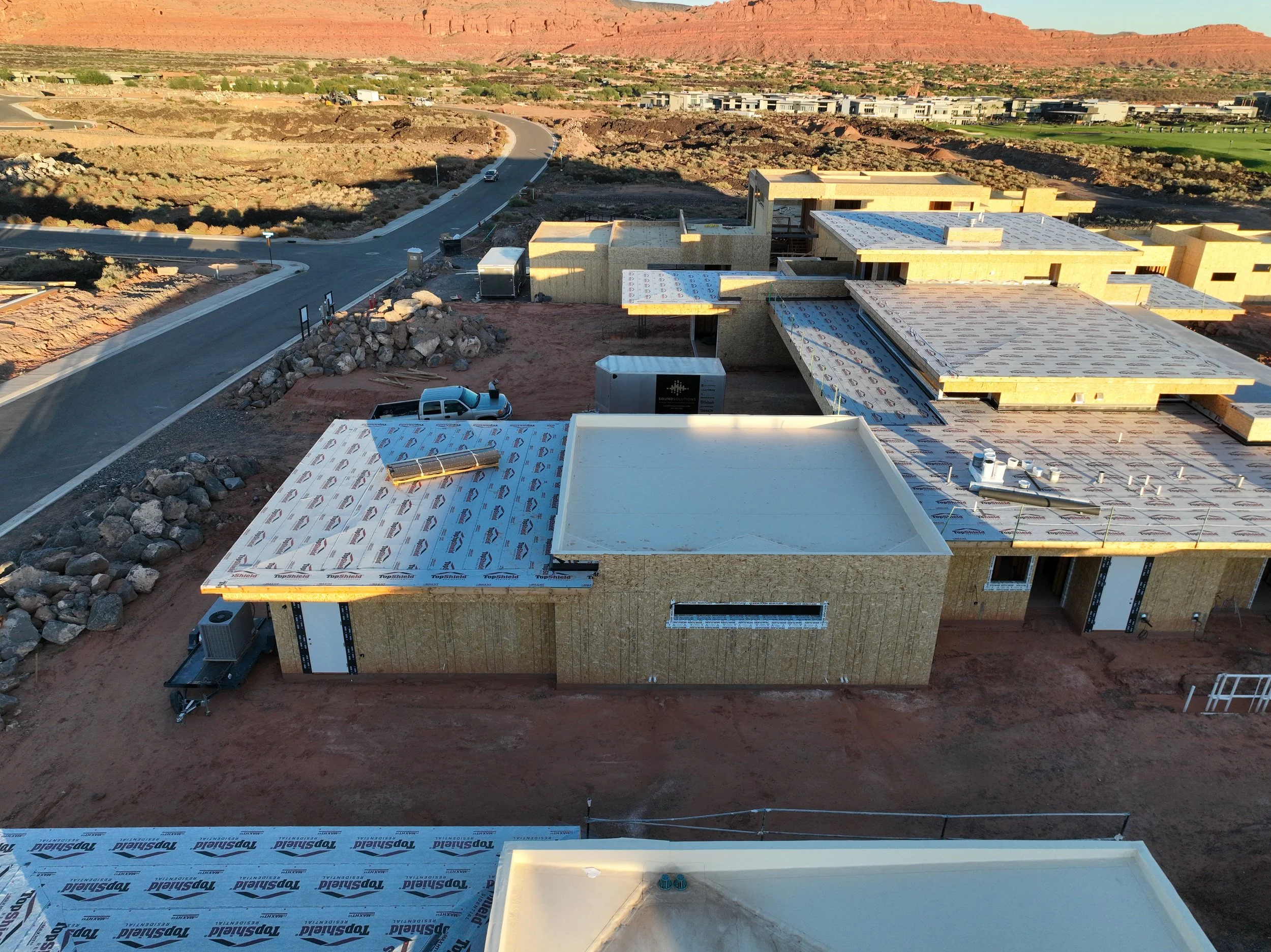 DJI_20251103172305_0009_V.JPG