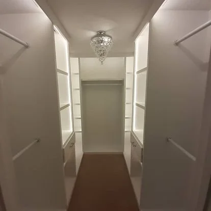 closet.jpg