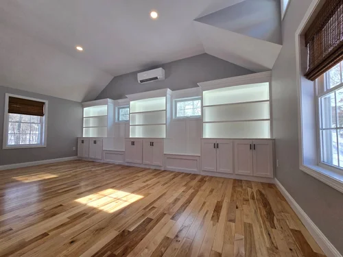 Freeland Woodworks — carpentry & built-ins project photo