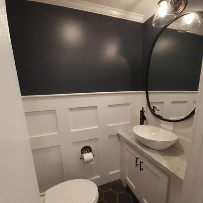 bathroomleftold.jpg