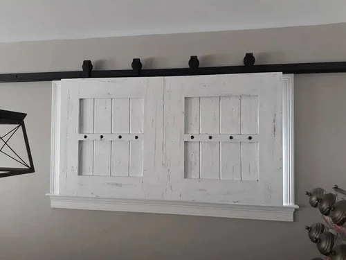 Freeland Woodworks — carpentry & built-ins project photo