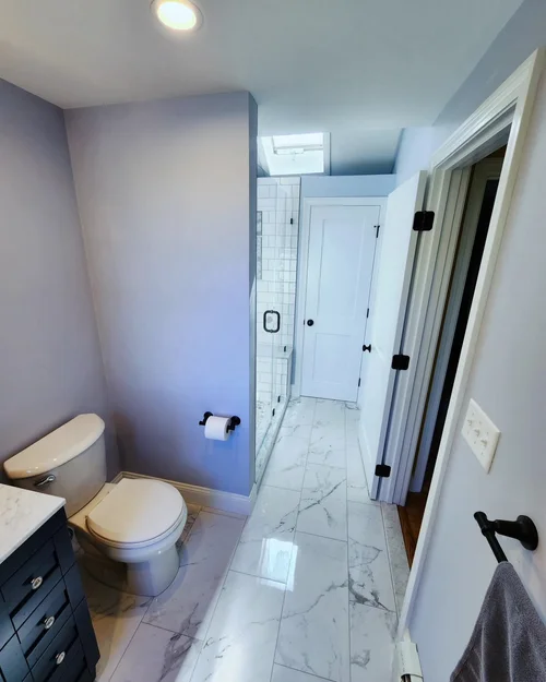 Freeland Woodworks — bathrooms project photo