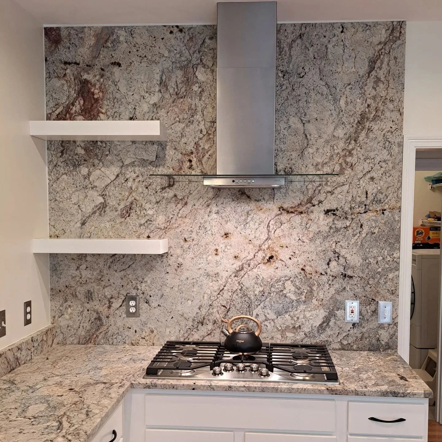 stonekitchenwall.jpg