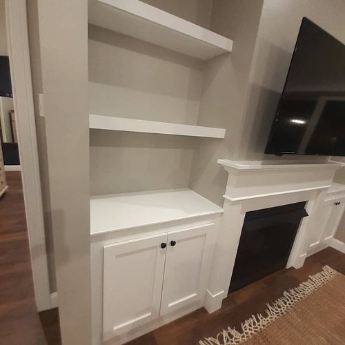 Freeland Woodworks — carpentry & built-ins project photo