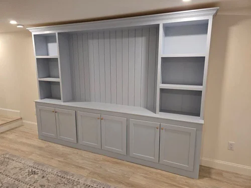 Freeland Woodworks — carpentry & built-ins project photo