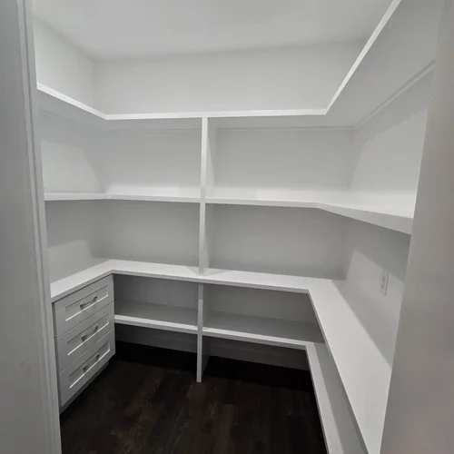 Freeland Woodworks — carpentry & built-ins project photo