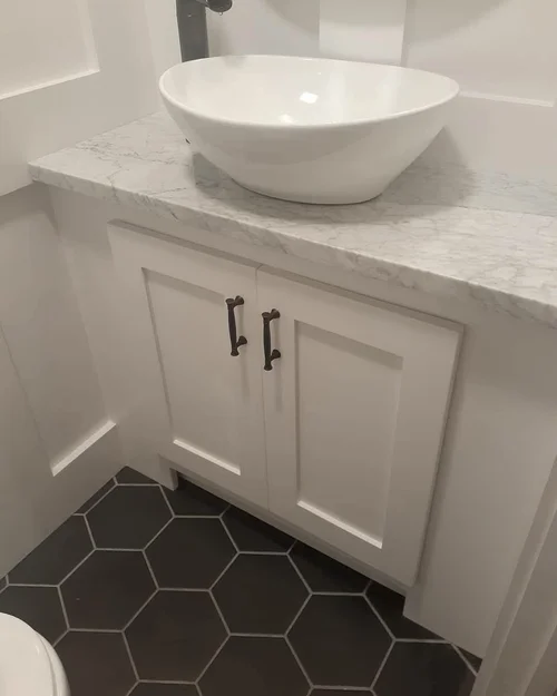 Freeland Woodworks — carpentry & built-ins project photo