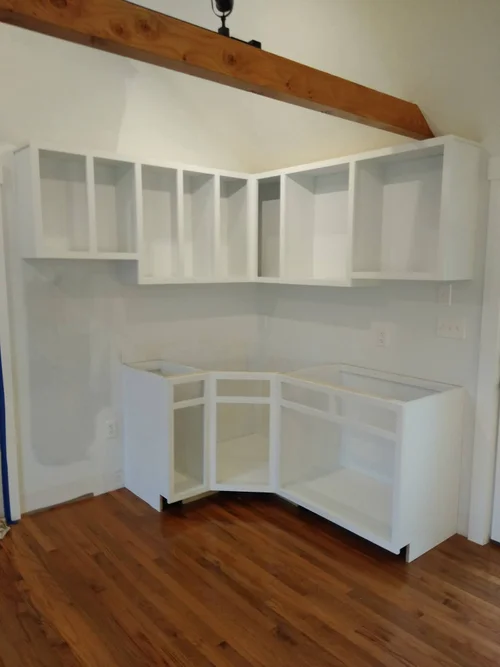 Freeland Woodworks — carpentry & built-ins project photo