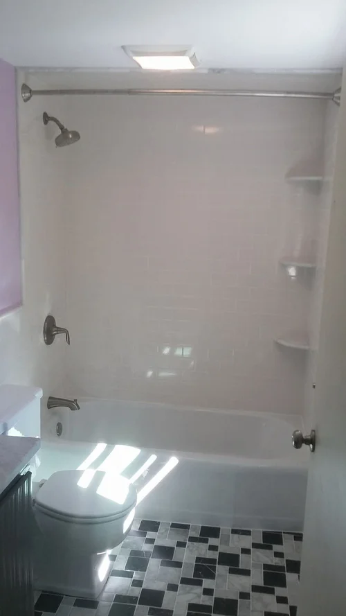 Freeland Woodworks — bathrooms project photo