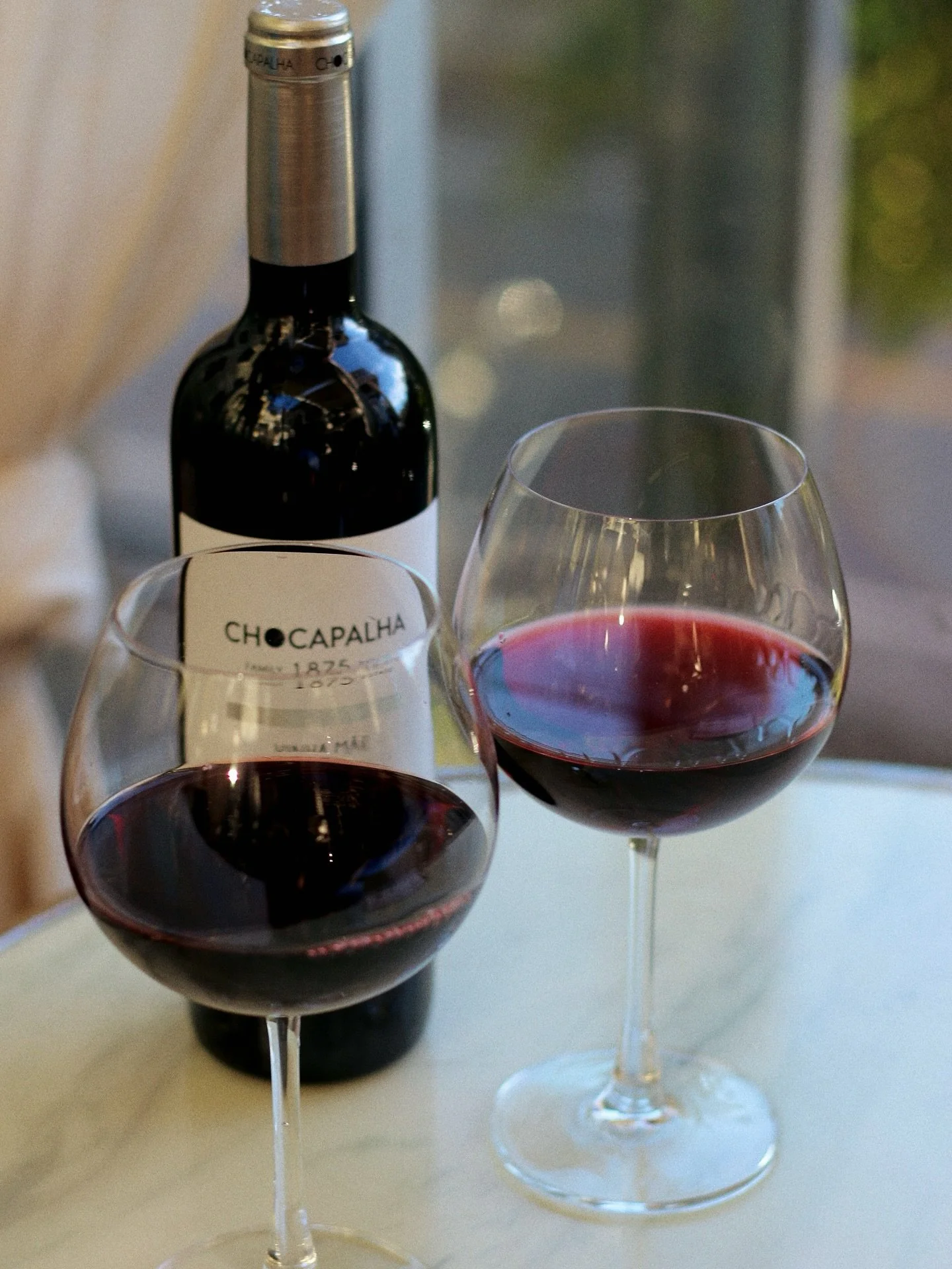 Tomorrow’s the night! Come celebrate a historic pour, bringing together 50 different restaurants and bars throughout the United States — all brought together by one shared love that is the beauty of Portuguese wine. 
Oct 22nd, 6 PM, @qui