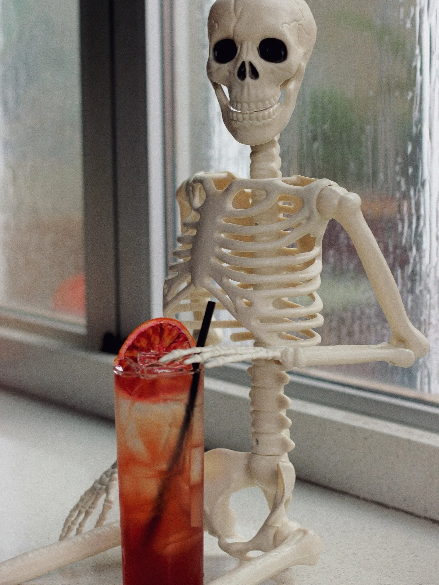 One last week of official spooky season. Fuel up for all your Halloween plans in the heart of Seattle and prepare for all the fear and cheer the best holiday has to offer 👻🧟‍♂️
Only at Lonely Siren 🧜‍♀️
