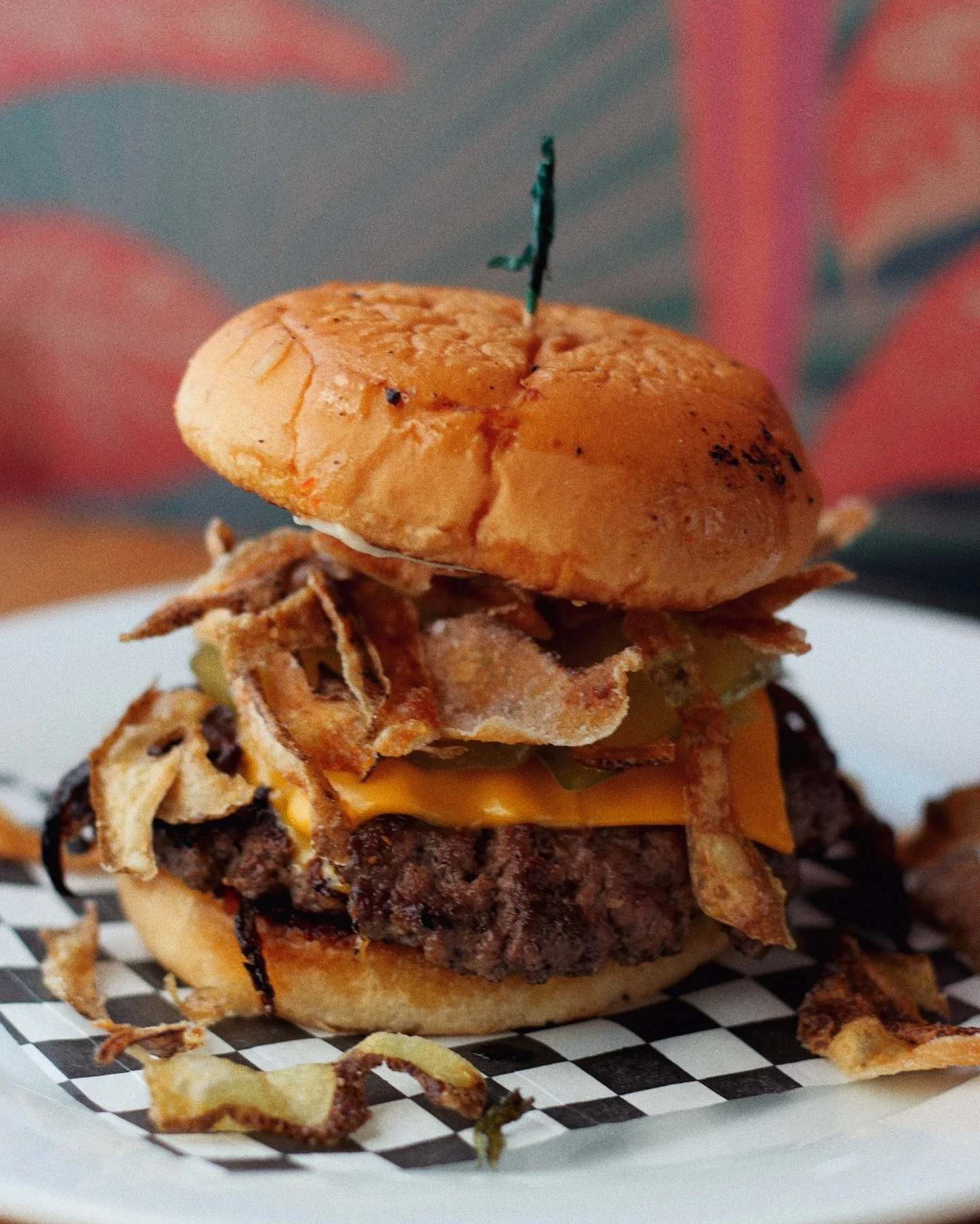 After last night I think we all need a recharge. Recover that hangover with a siren smash burger, and might as well get a beer with it and hair of the dog it 😌

Only at Lonely Siren 🧜&zwj;♀️