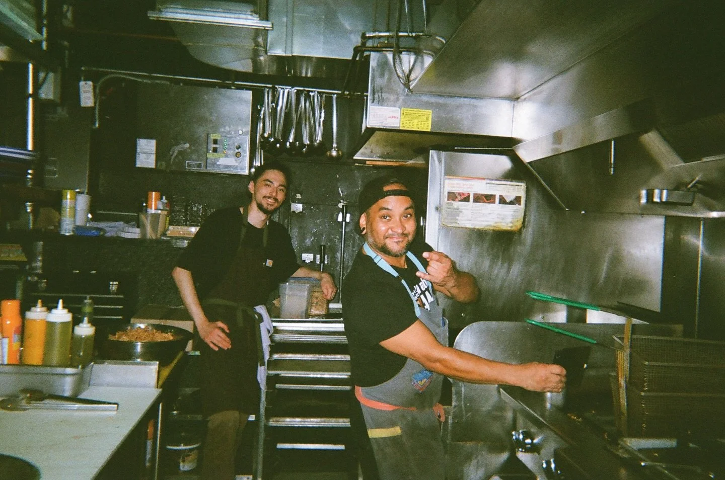 Give a hand up to some of the guys that bring you all your favorite dishes 👏👏👏 it&rsquo;s always a party in the back to keep the party in the front going! 

Only at Lonely Siren 🧜&zwj;♀️