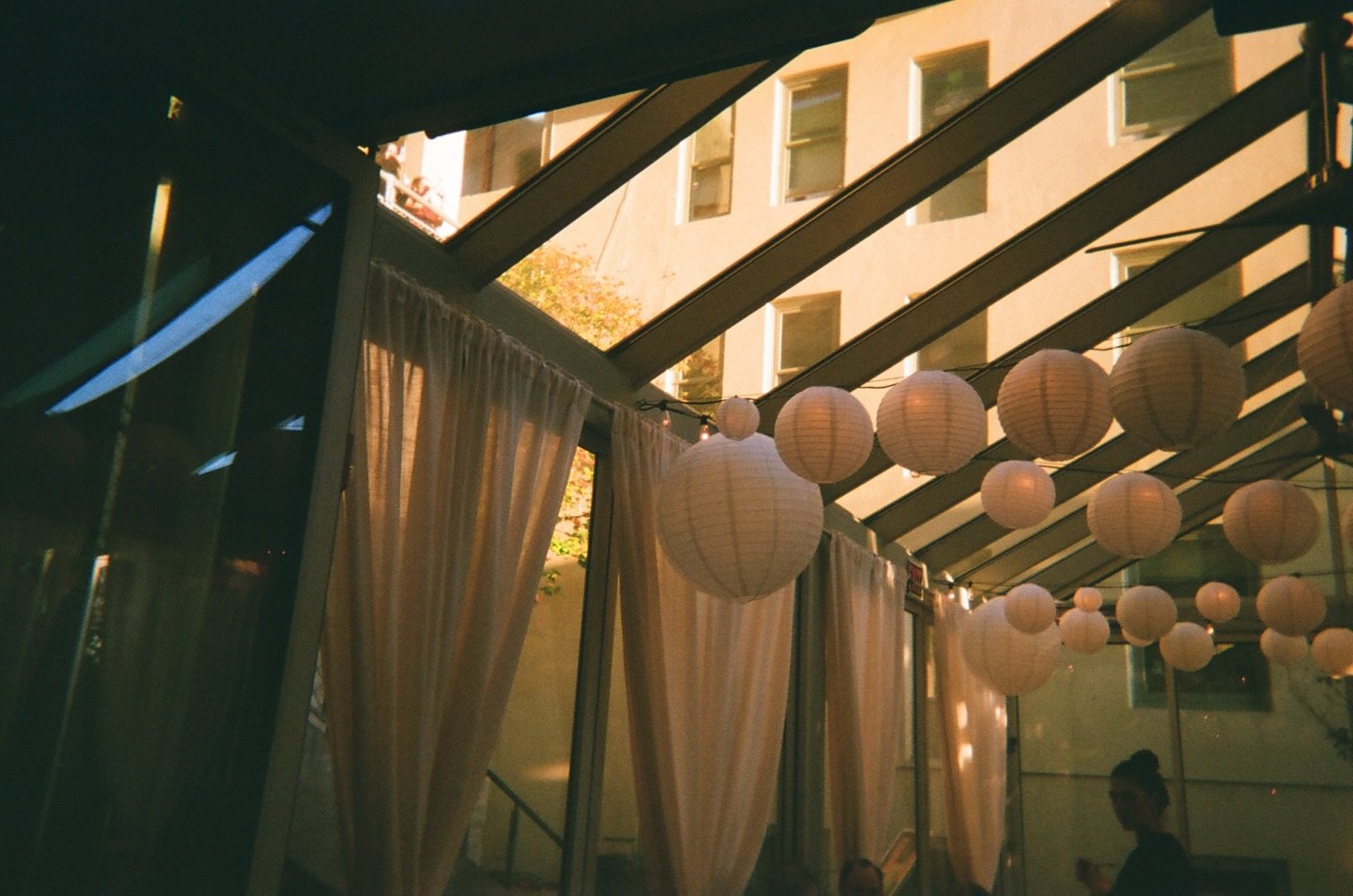 Nothing beats a sunny winter day in the atrium ❤️

And if you come in now, you can check out the new holiday decorations too! It&rsquo;s extra cozy and extra bright ❄️ perfect for a hot toddy and a good book~

Only at Lonely Siren 🧜&zwj;♀️