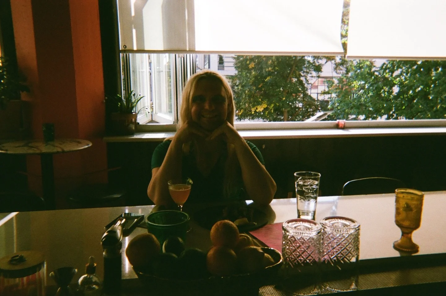 POV: you&rsquo;re bartending to one of our fave regulars on a chill Monday happy hour 

Join us from 3-5, 10 to midnight for happy hour ☀️

Only at Lonely Siren 🧜&zwj;♀️