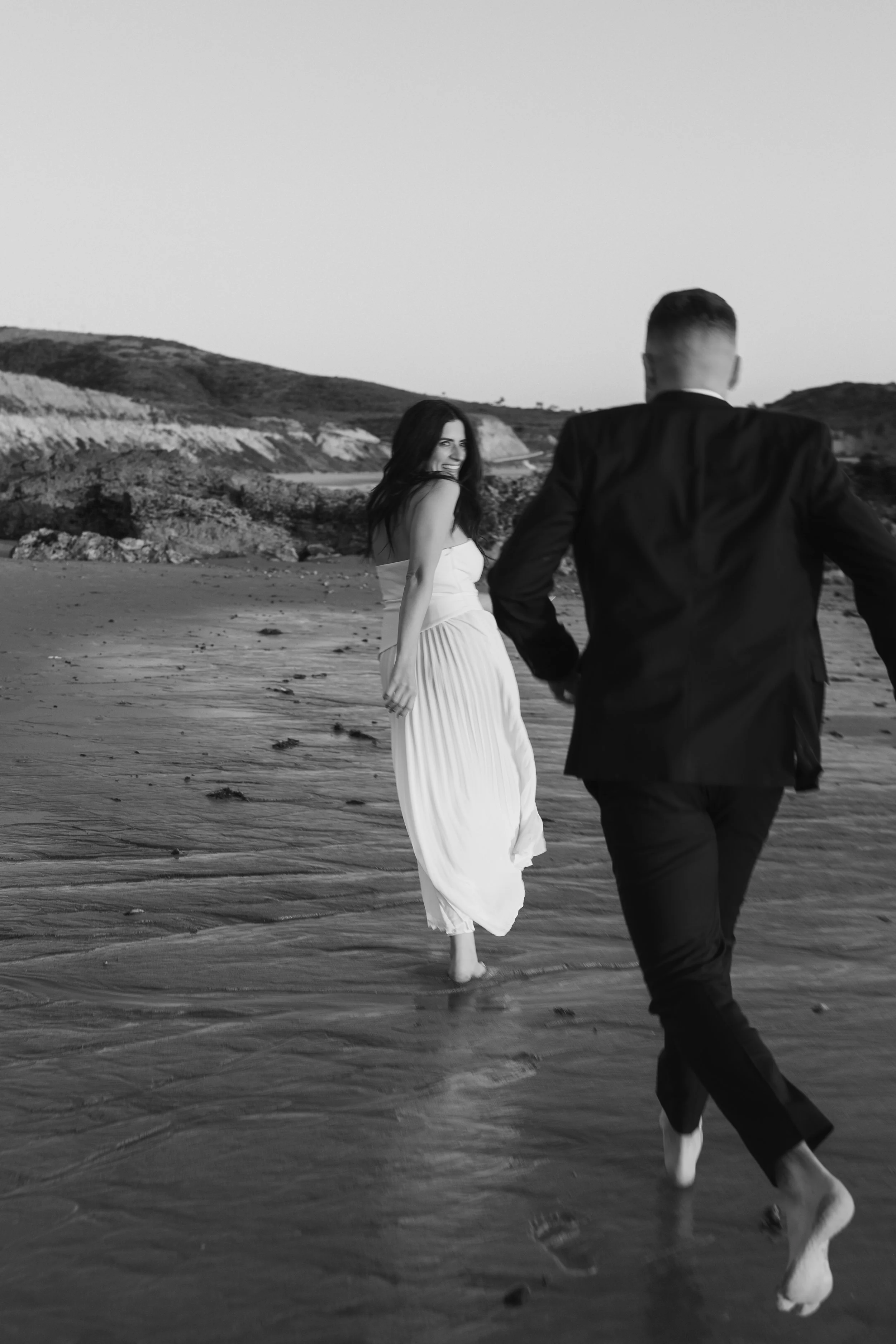 Laguna Beach Winter Golden Hour Engagement Photos