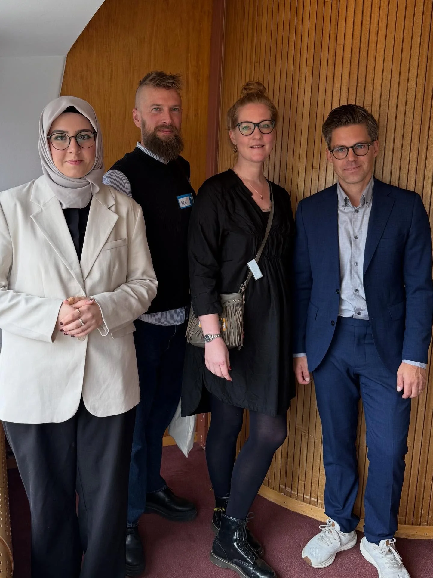 DEMOKRATiKONFERENS STOCKHOLM. M&aring;nga och intensiva samtal om demokrativillkor, folkbildning, mod, samh&auml;lle och viktiga m&aring;lgrupper. 🔥
@medborgarskolanstockholm @abfstockholm @svstockholm @nbv.ost @bildaost @sensusstockholmgotland @stu