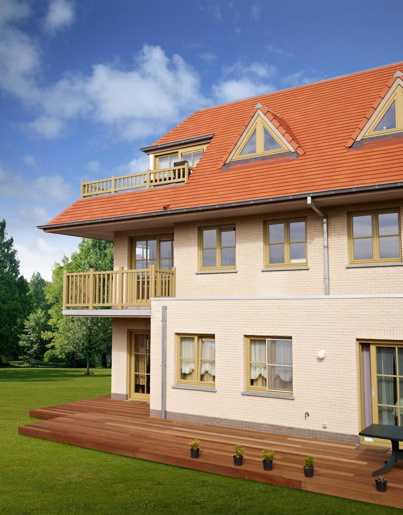 FORUM, BRANCO, HOUSE PROJECT 2