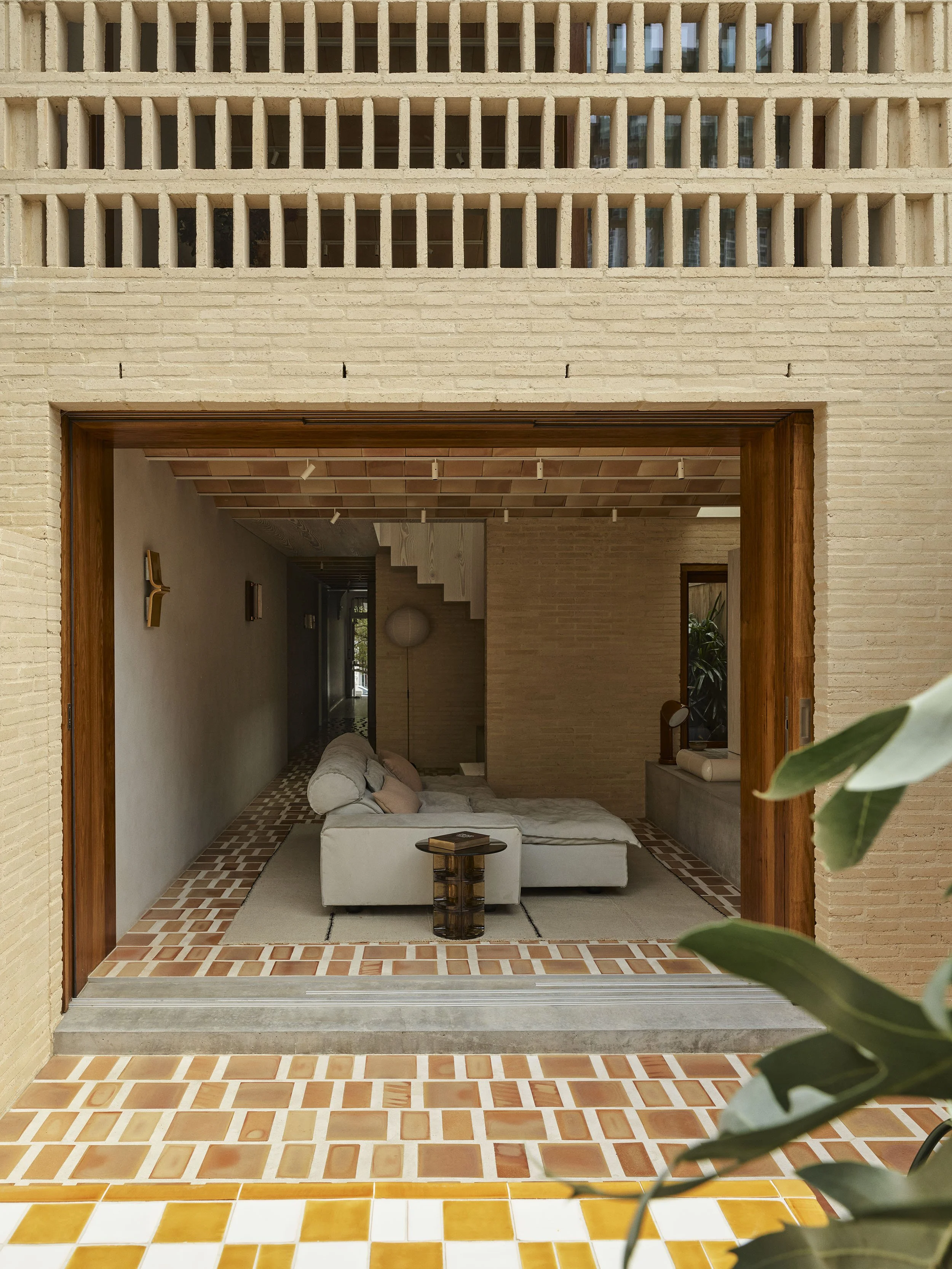 MUCI - BONDI JUNCTION - 121025_0009.jpg