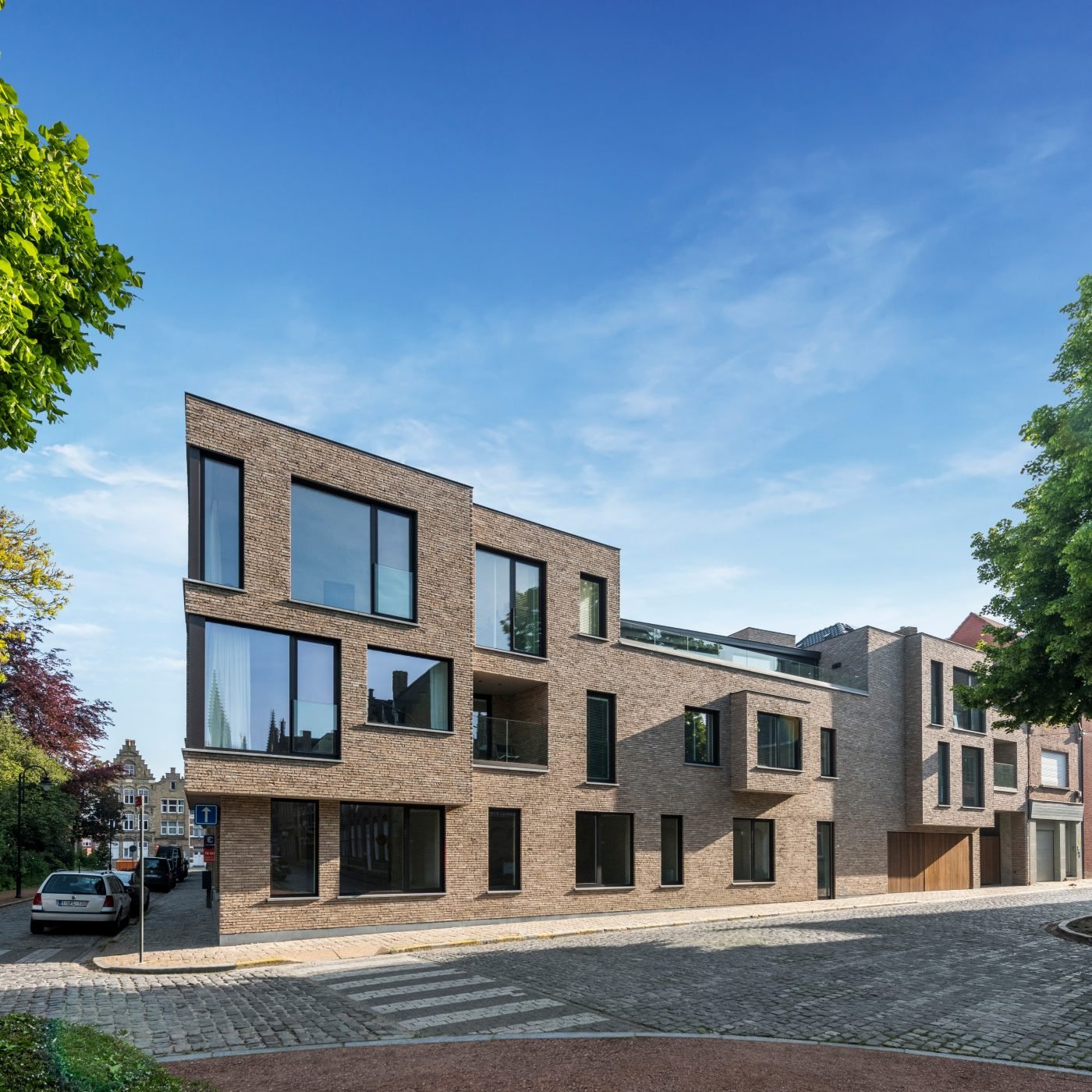 FORUM, PRATA NUANCED, HOUSE PROJECT 2