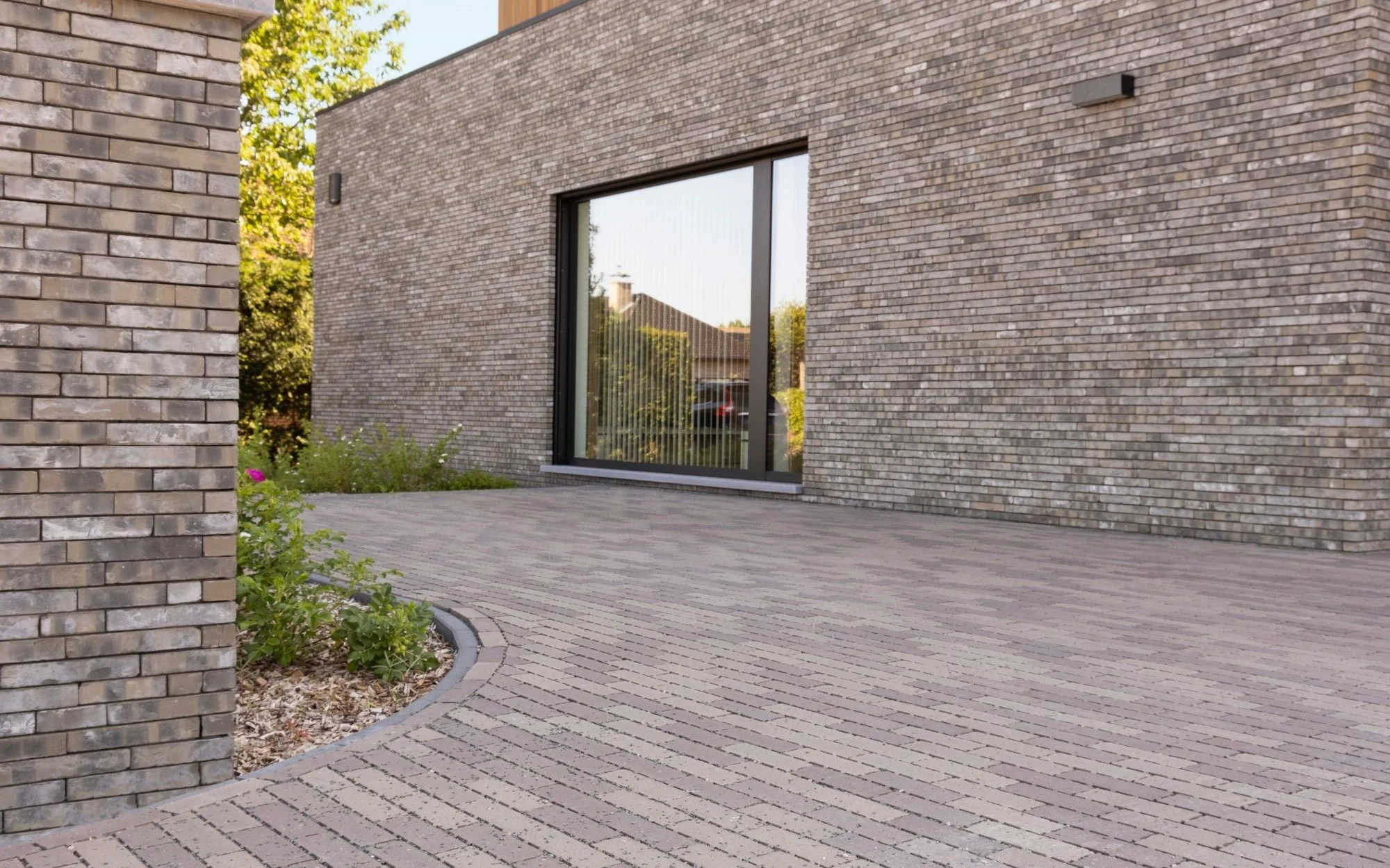 AQUATA GREY (STEVEN BLEUZÉ, KASTERLEE)