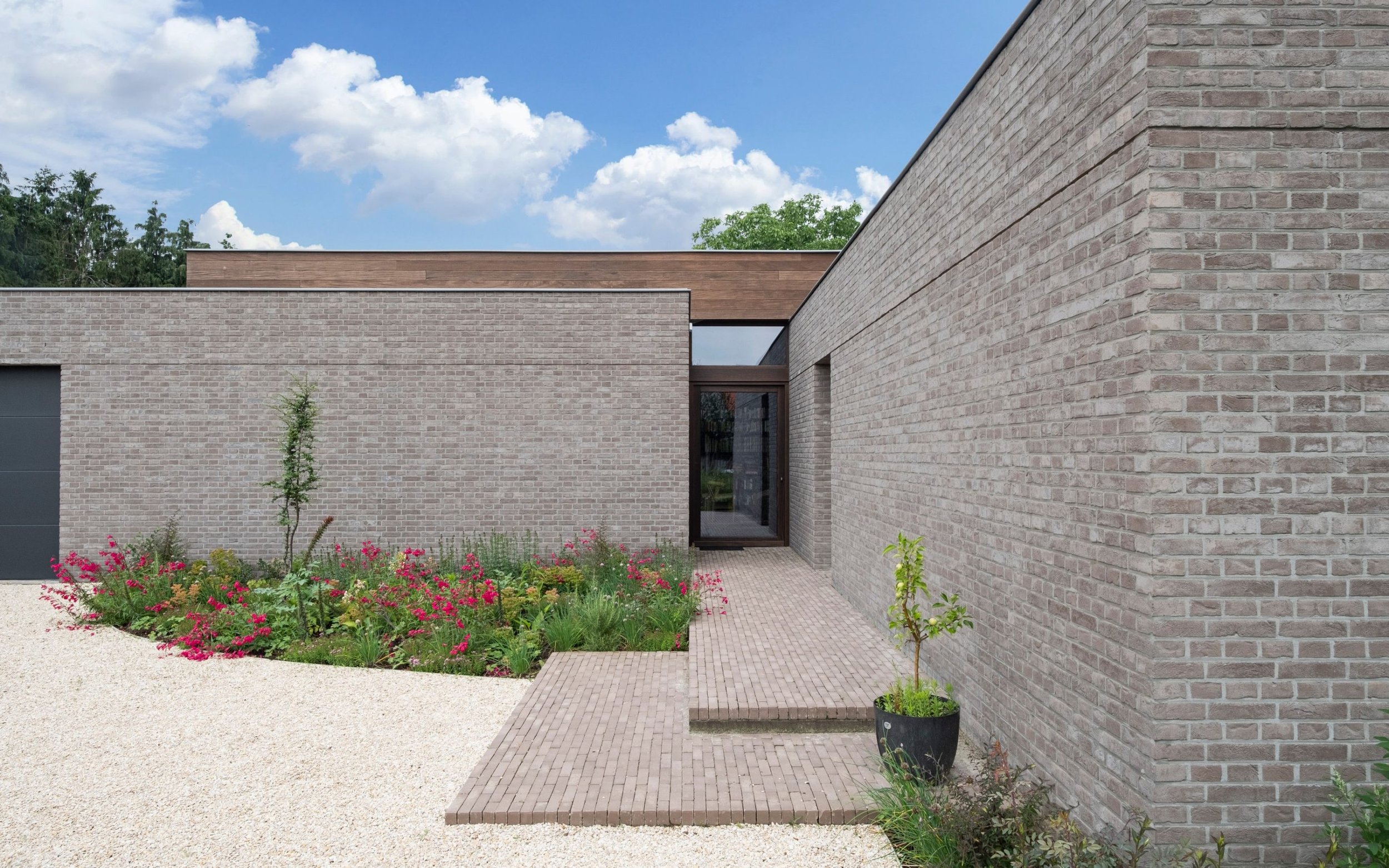 PAGUS, GREY, HOUSE PROJECT 1