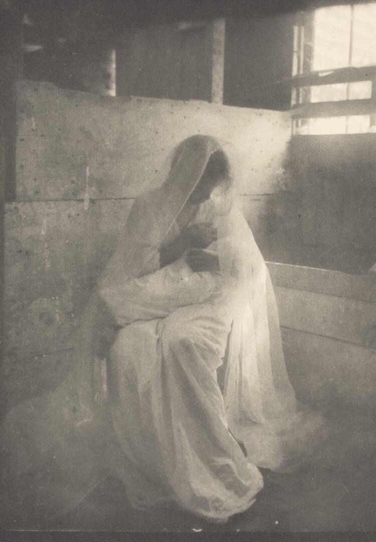 Gertrude_Käsebier,_The_Manger,_c.1900,_NGA_150206.jpg