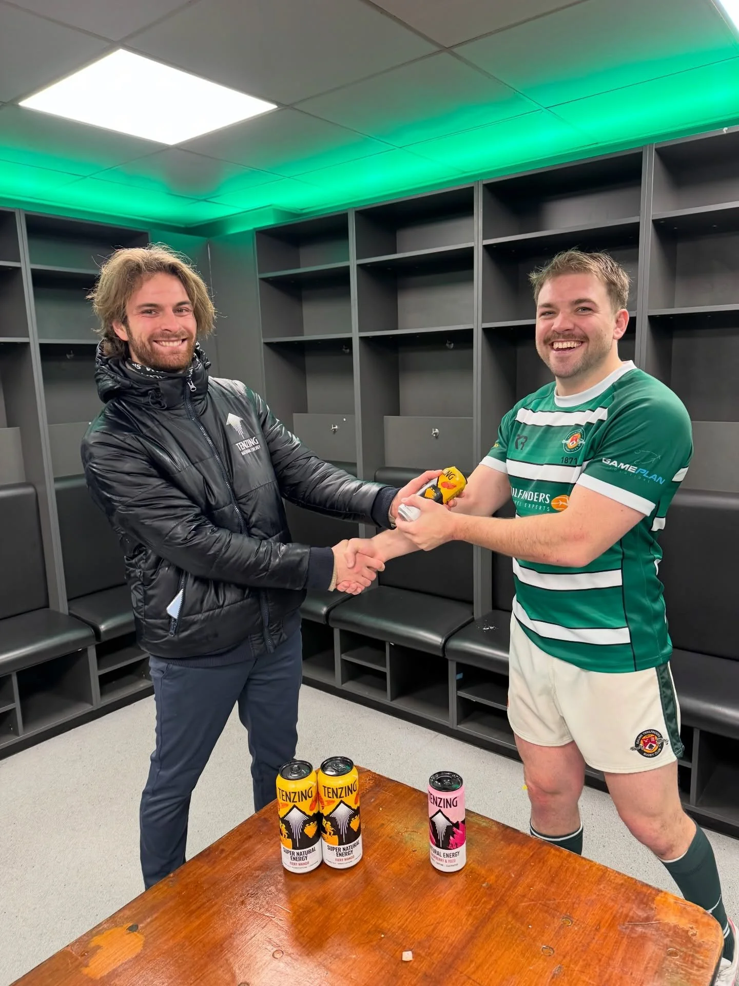 A big thanks to Alexis from @tenzing for providing us with some pre-match energy and also presenting Toby Holt with the MOTM award. 💚

#poweredbytenzing #bleedgreen