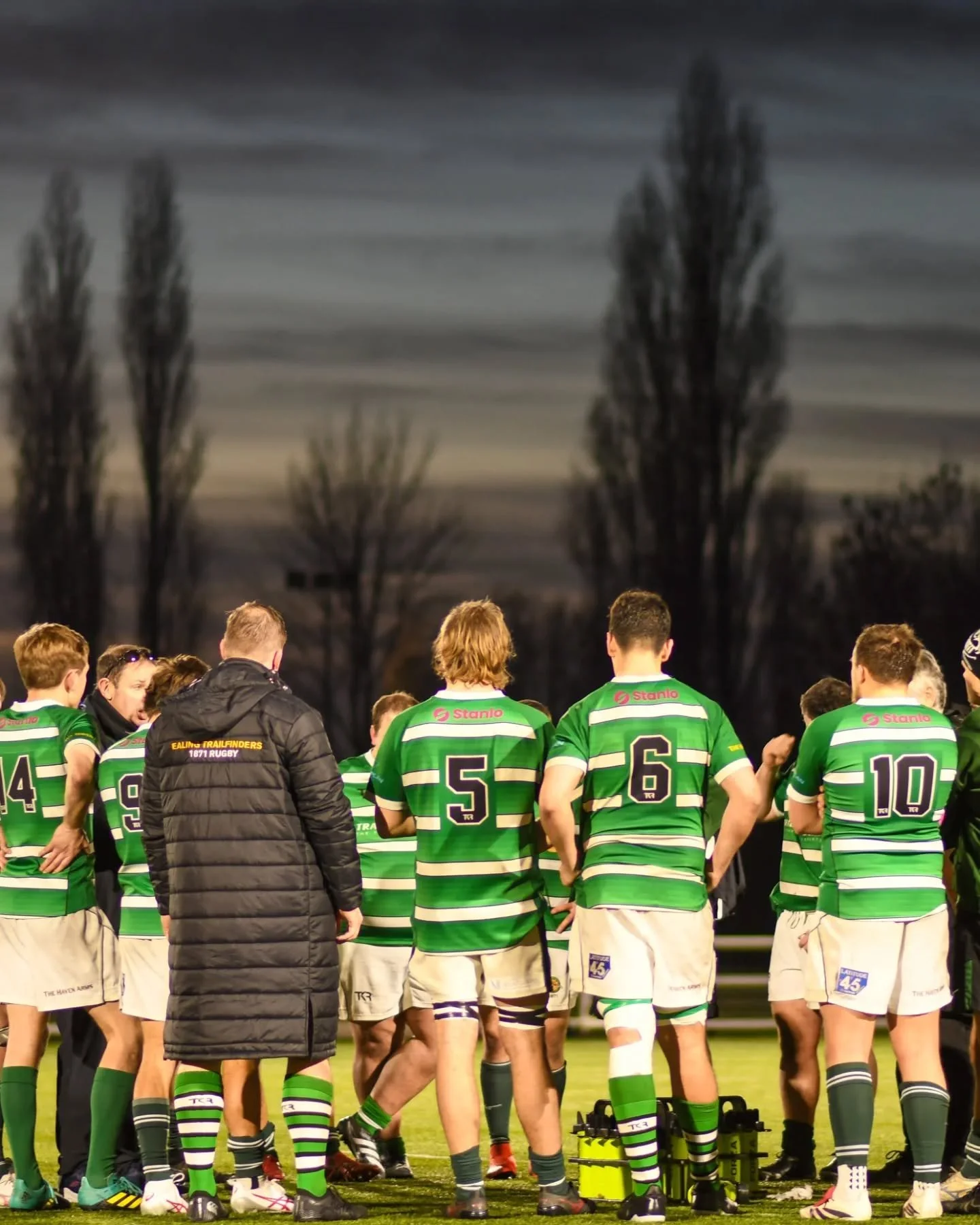 Photos from the 1s 24-21 victory over Chiswick this weekend! By no means an easy fixture with both sides putting the pressure on in attack and defence! 

📸 - @waynevidler @wvidlerphotography 

Head to the link in bio for a full selection of photos a