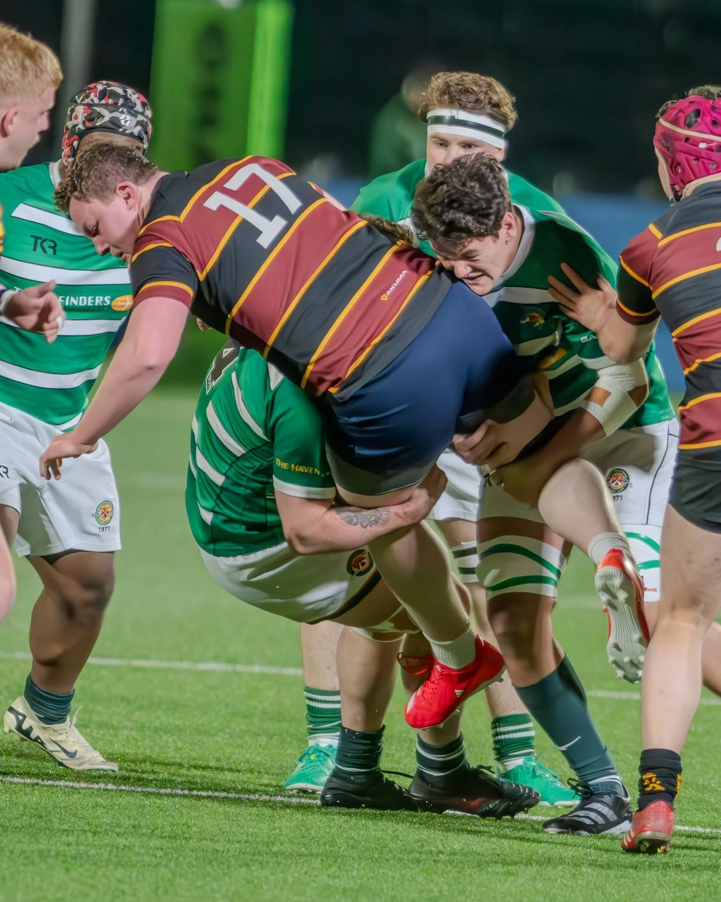 #FBF to last Friday night where our 1st XV put on a showcase against a tough Hampstead side. Coming out on top and securing promotion to level 6. 💚

What a night in front of a packed crowd down at @trailfinderssportsclub. 

📸 - @wvidlerphotography 