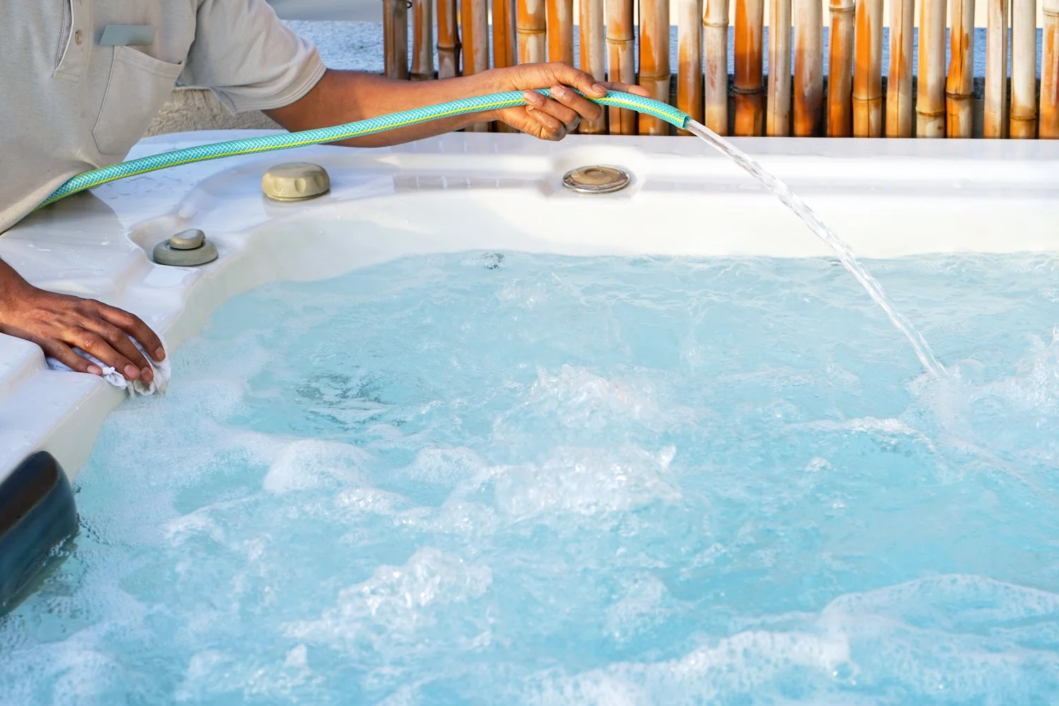 Cleaning an outdoor hot tub