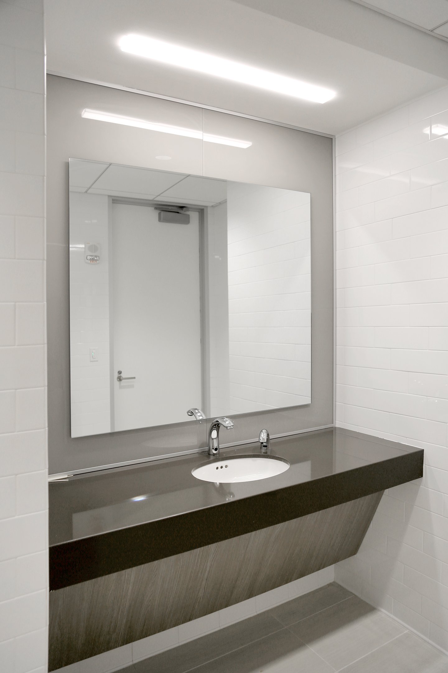Custom Glass Bathroom Backpainted Glass and Mirror