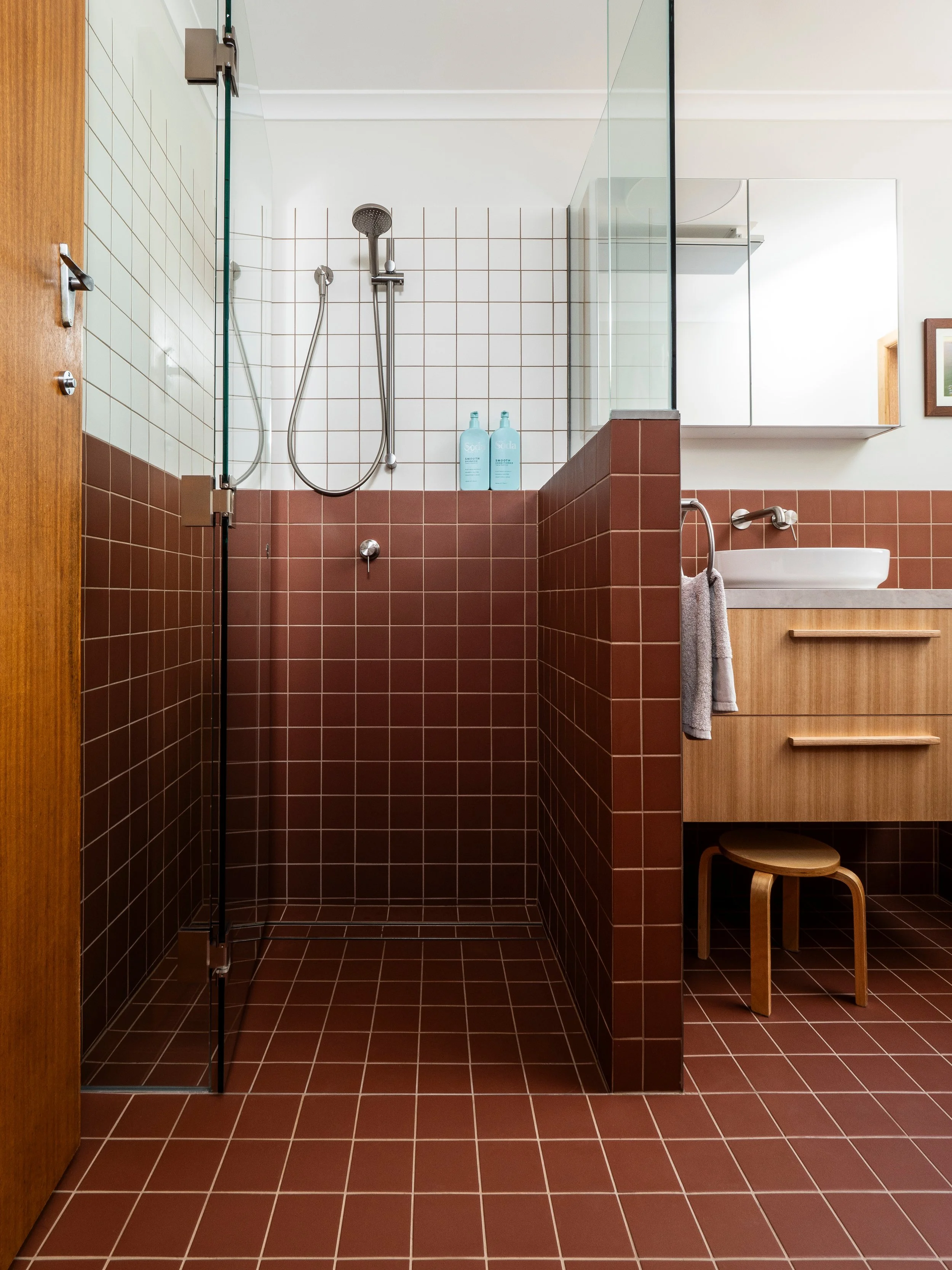 Drew Projects Clutha - 01.jpg