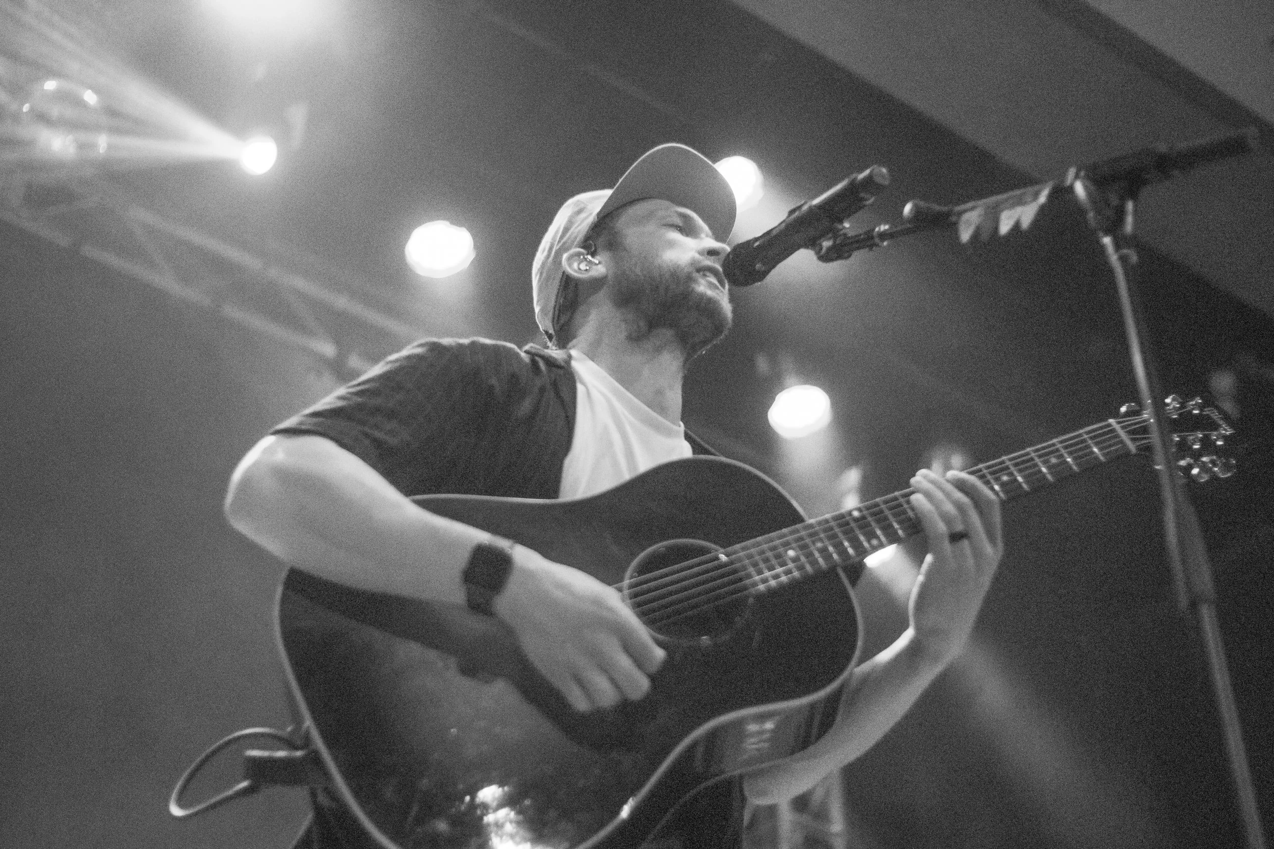 Phillip Phillips-6.jpg