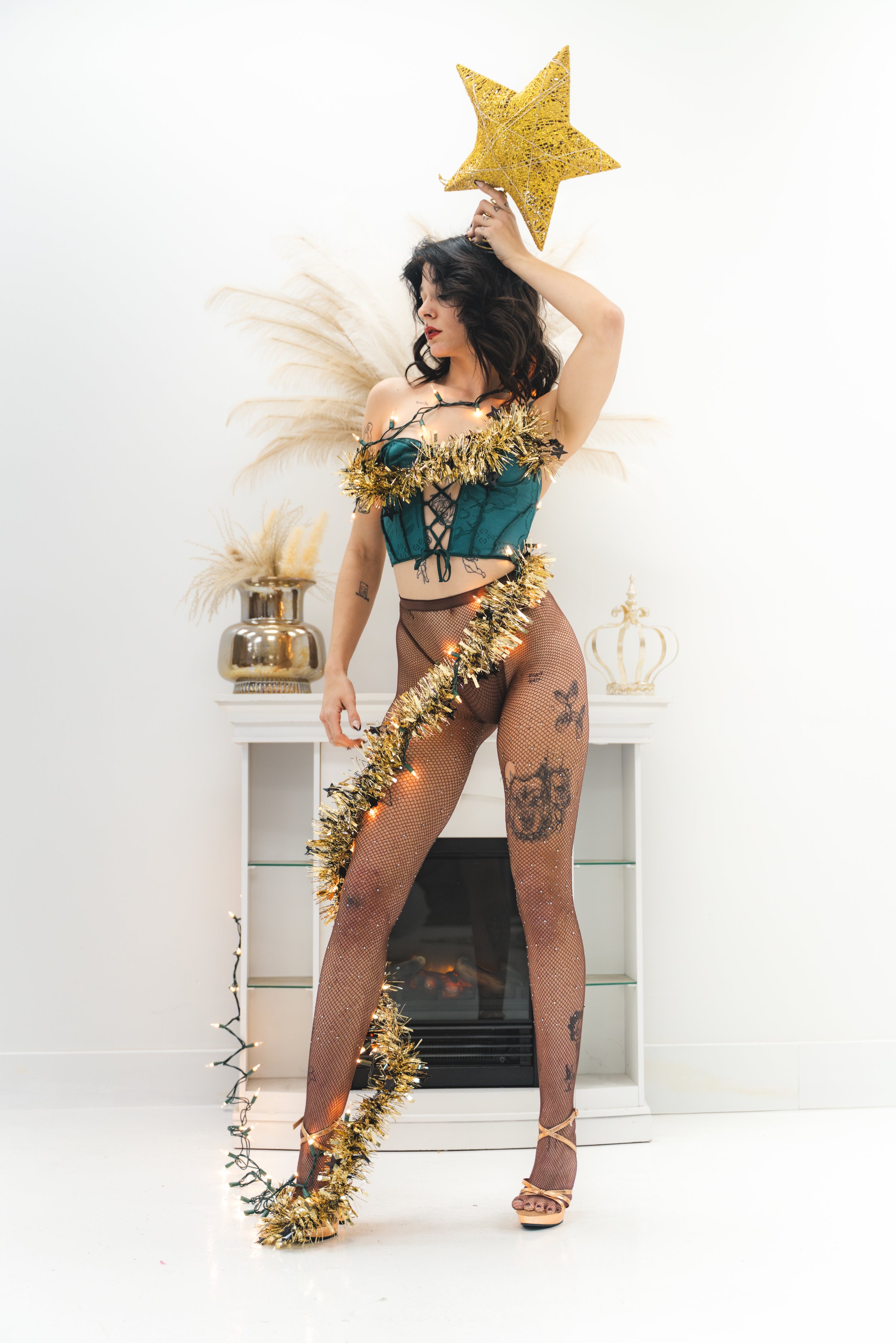 mikah x chi xmas-45.jpg