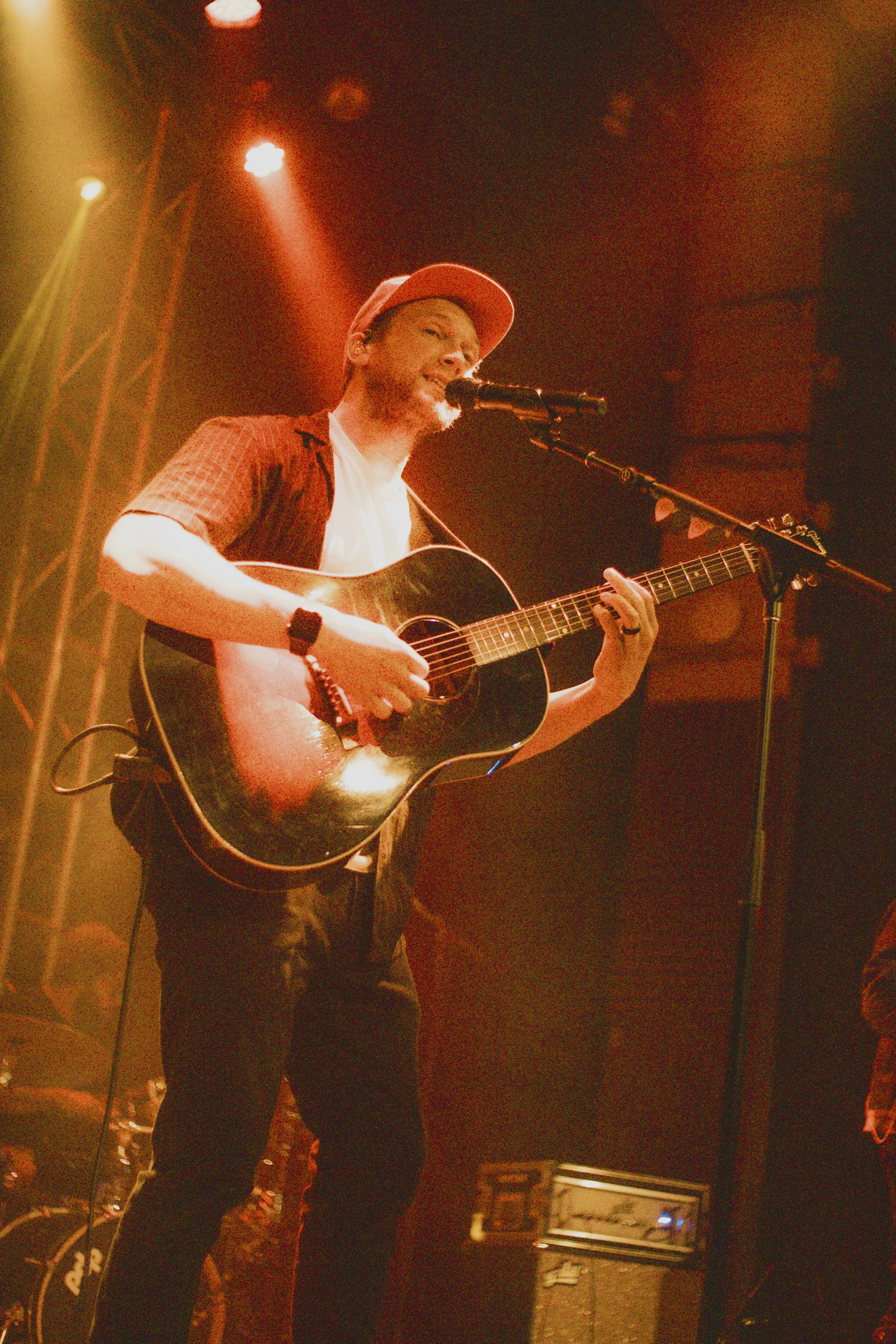 Phillip Phillips-4.jpg