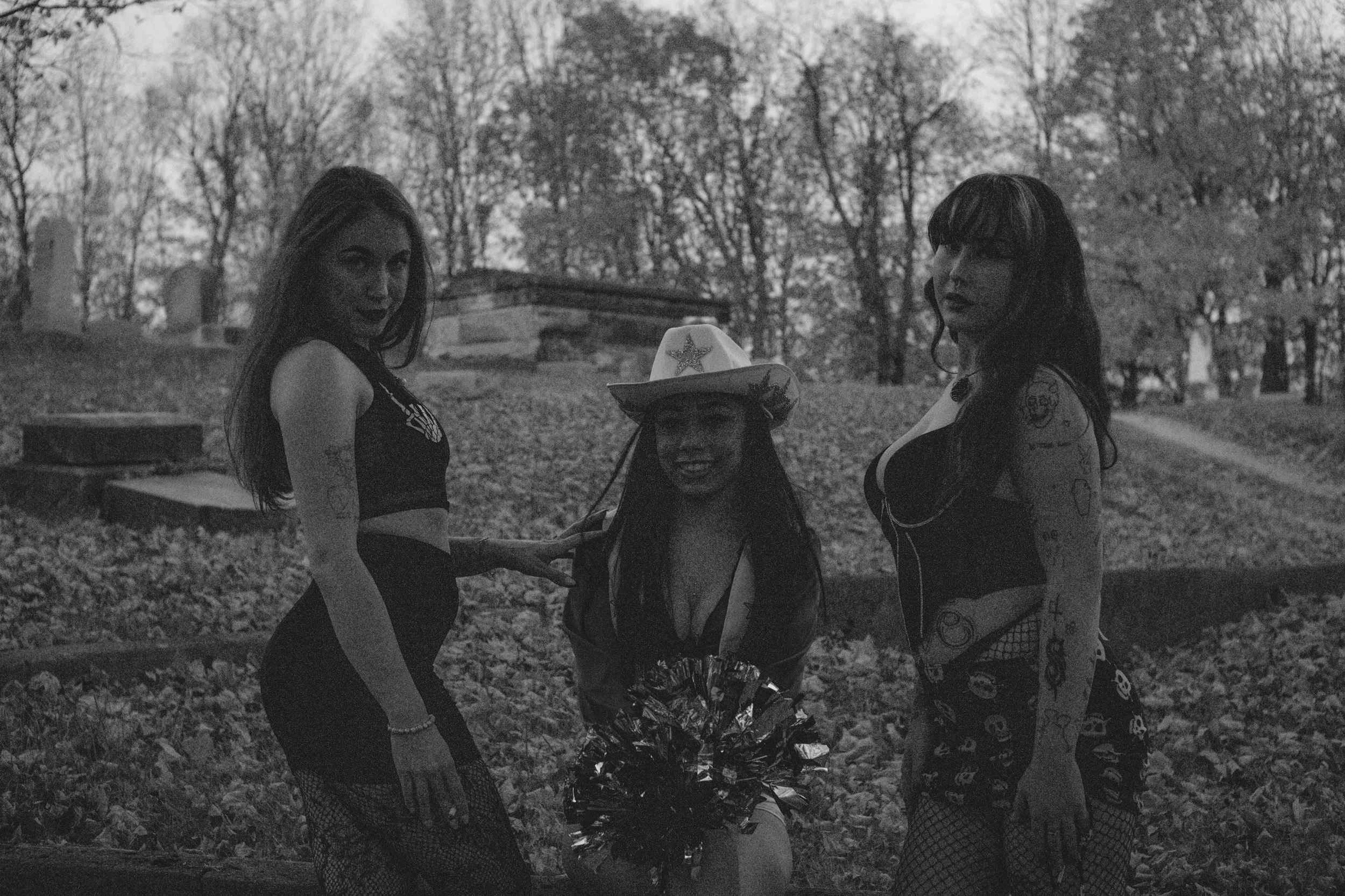 ray & friends graveyard (14 of 86).jpg