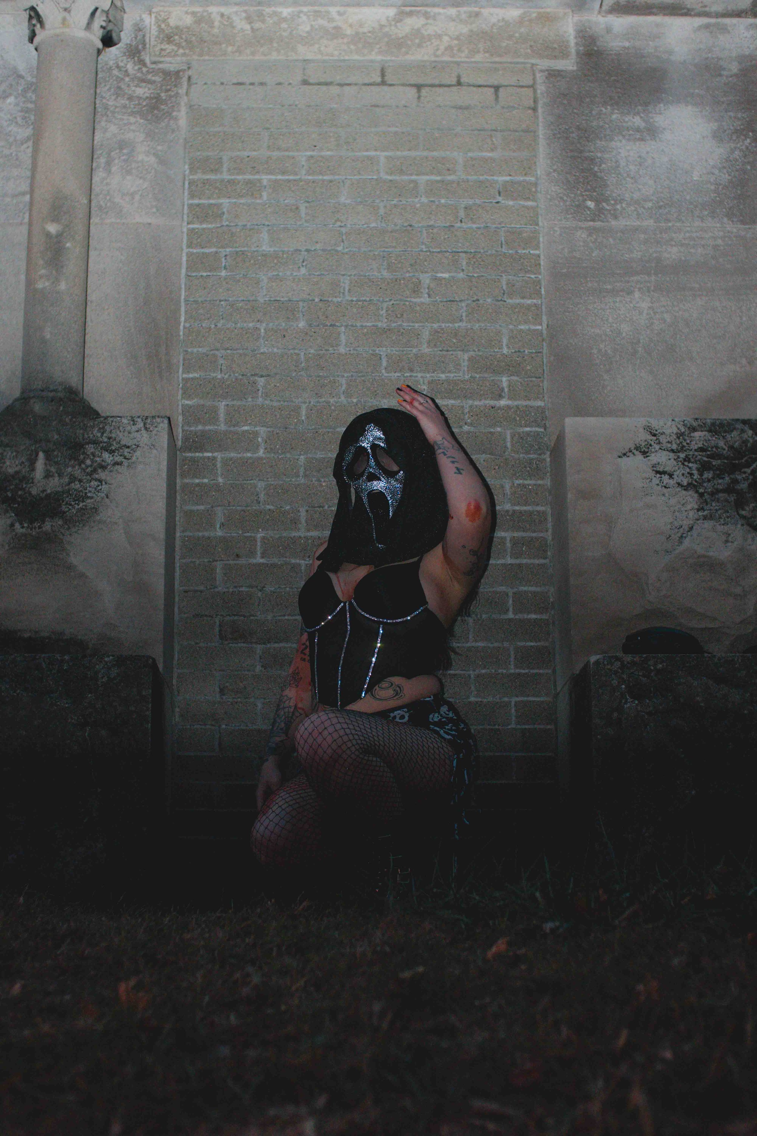 ray & friends graveyard (54 of 86).jpg