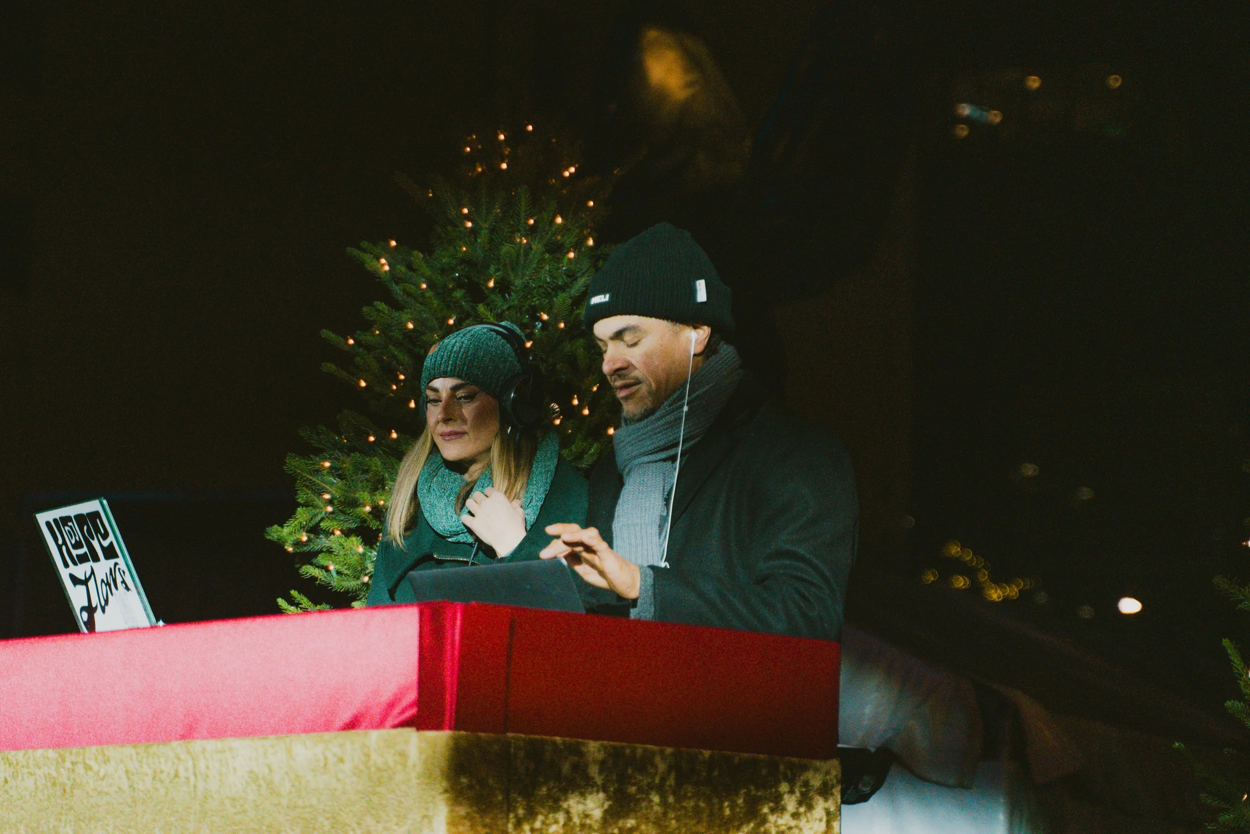 tree lighting 2025-9.jpg
