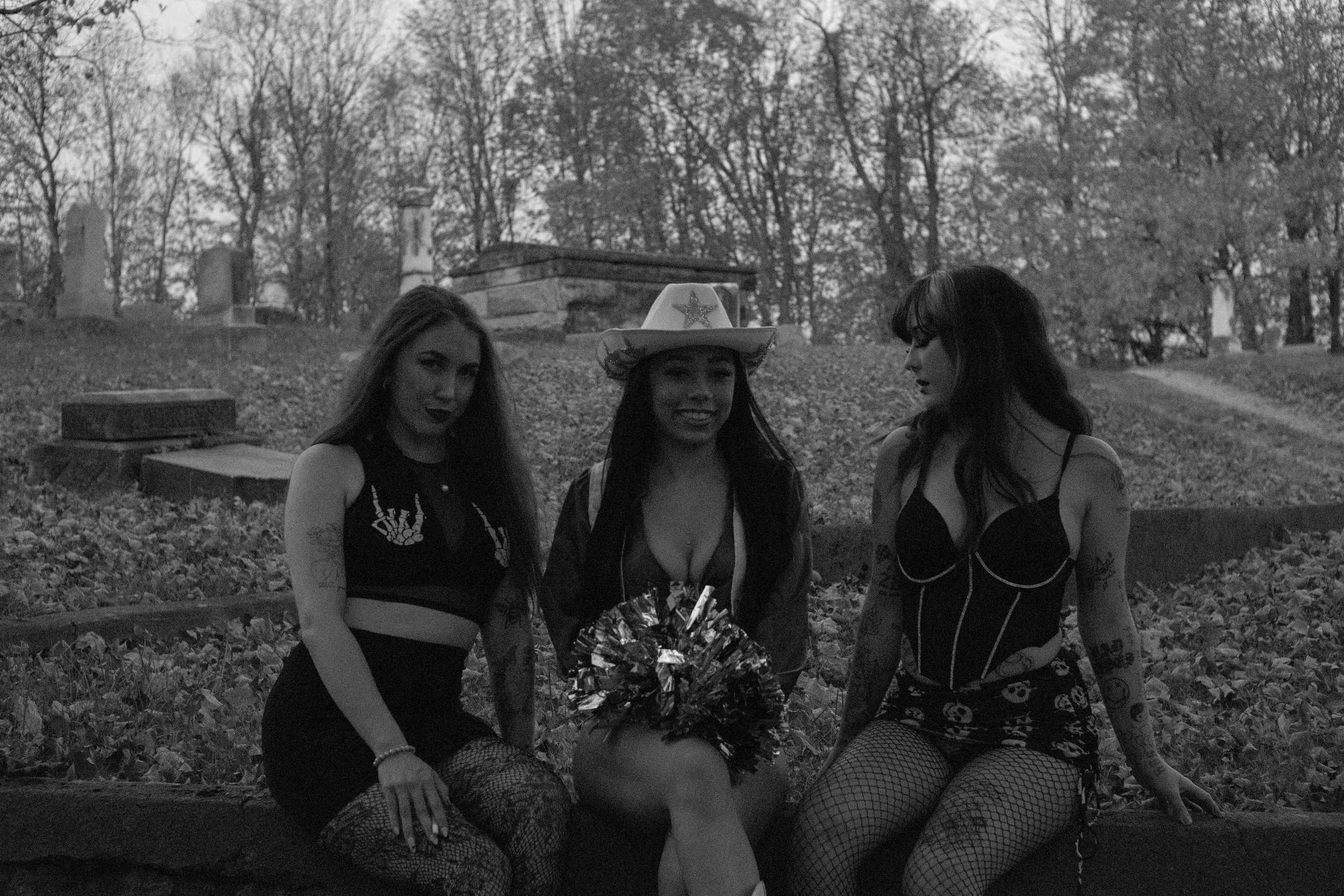 ray & friends graveyard (16 of 86).jpg