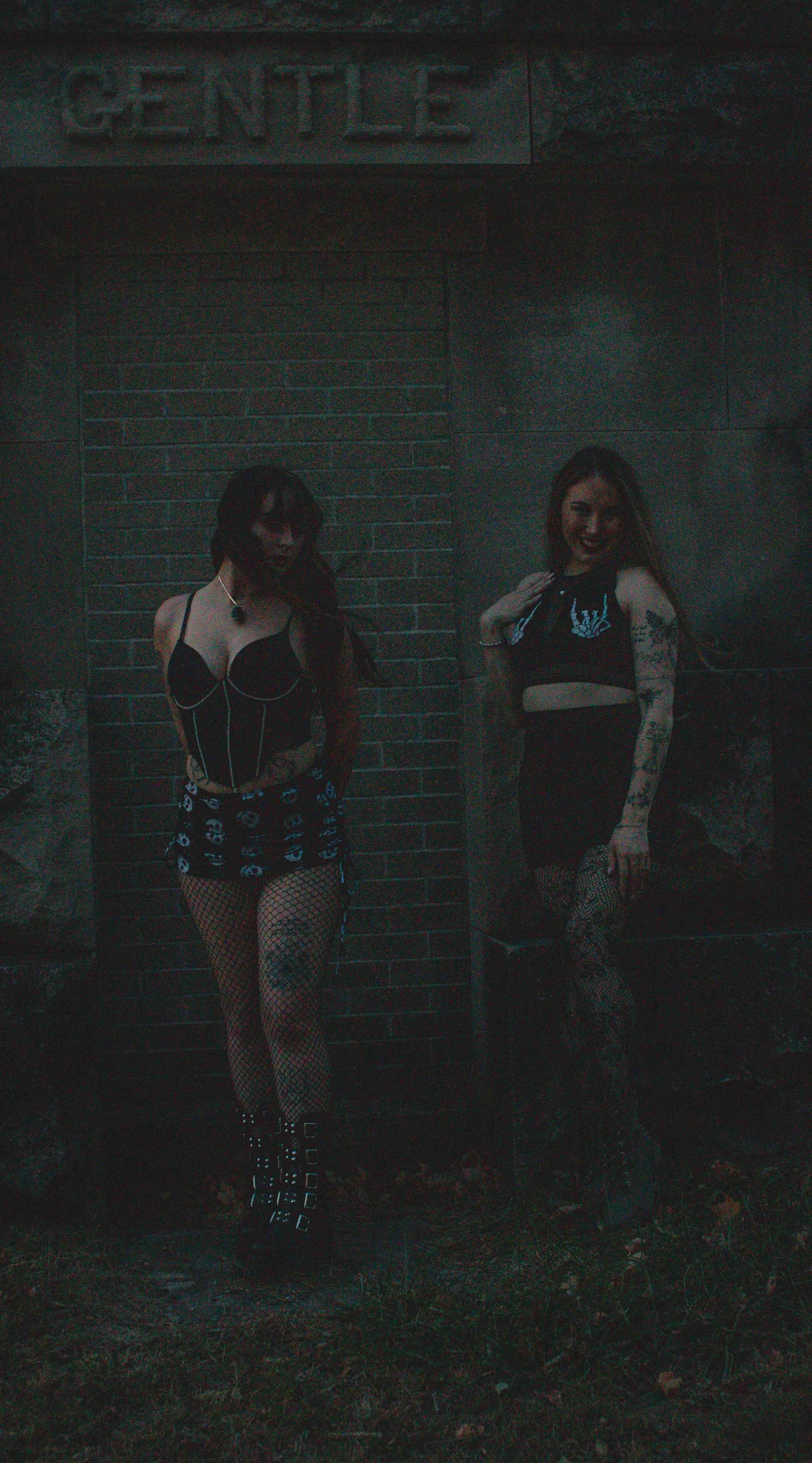 ray & friends graveyard (22 of 86).jpg