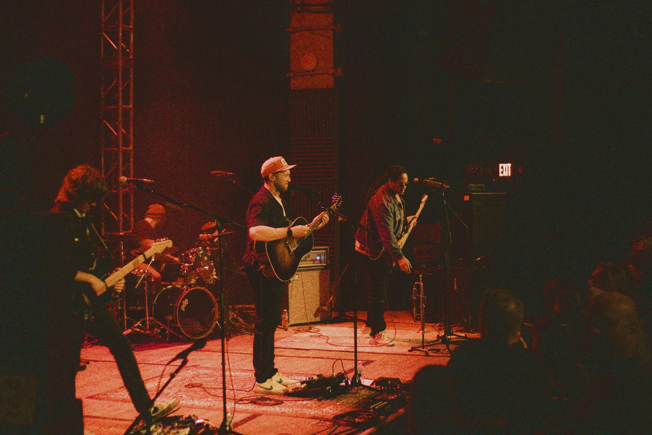 Phillip Phillips-47.jpg