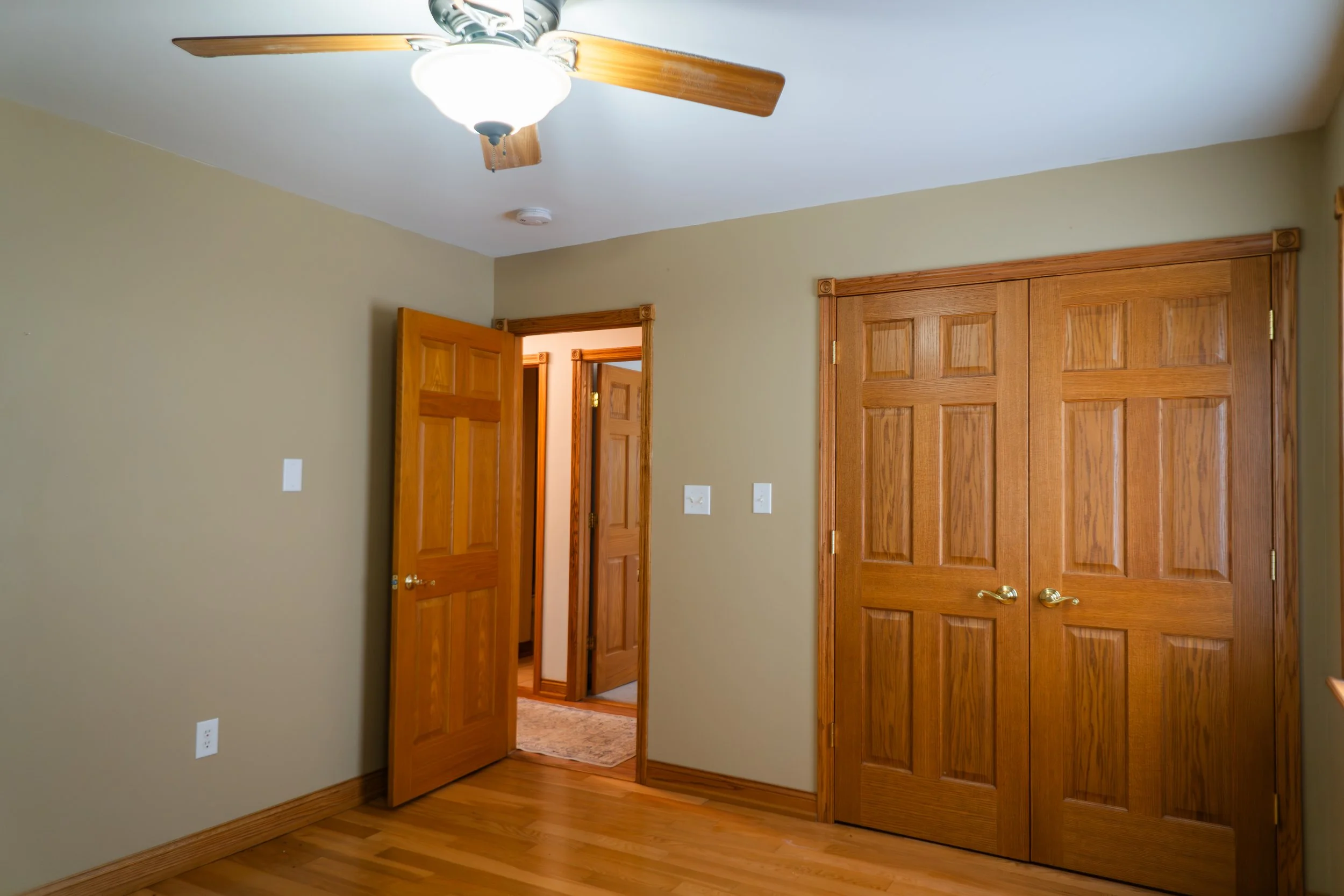 9565 edgewater-21.jpg