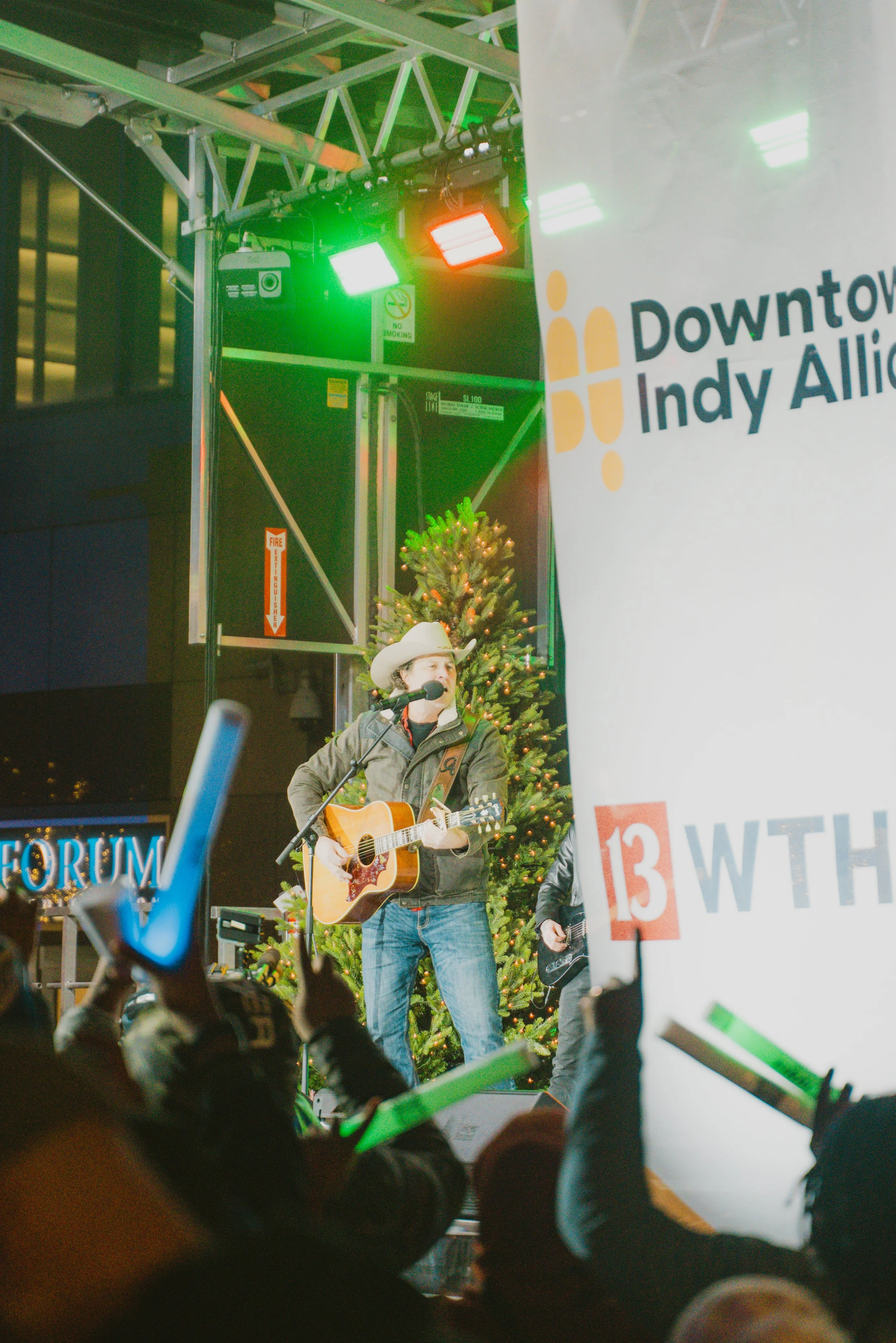 tree lighting 2025-33.jpg