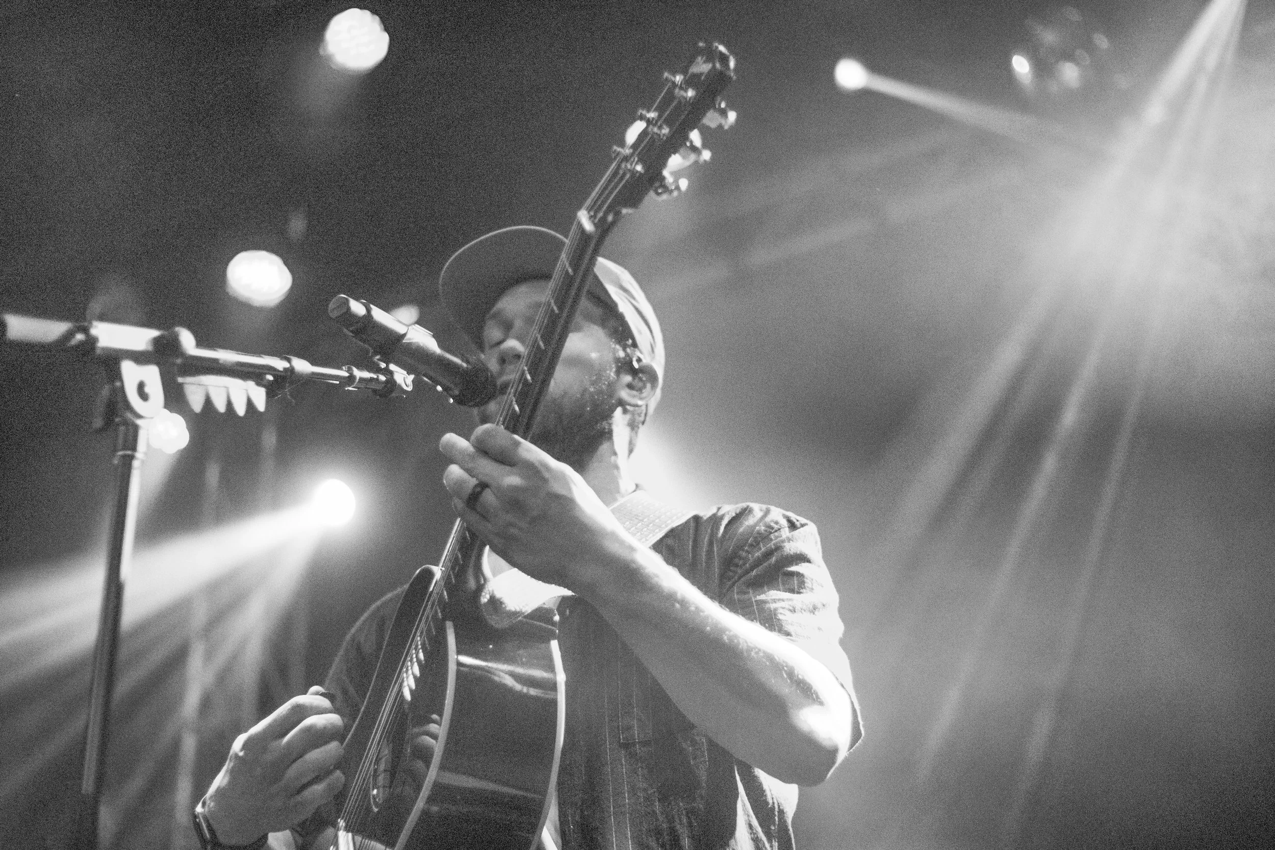 Phillip Phillips-8.jpg