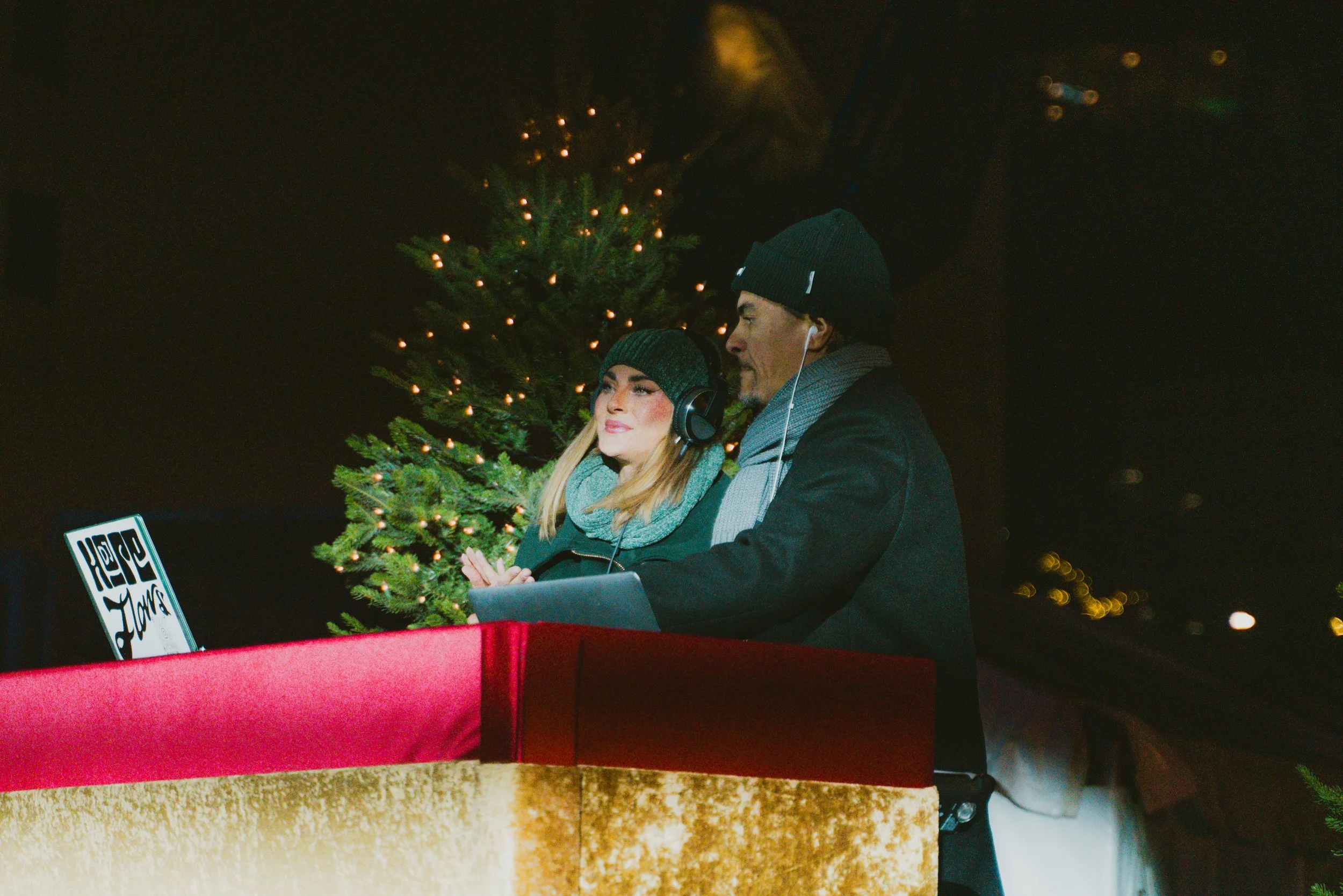 tree lighting 2025-8.jpg